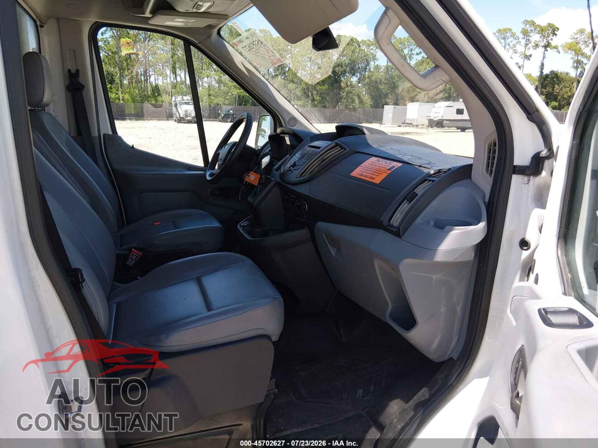 FORD TRANSIT-350 CAB 2018 - 1FDBF8ZM6JKA69739