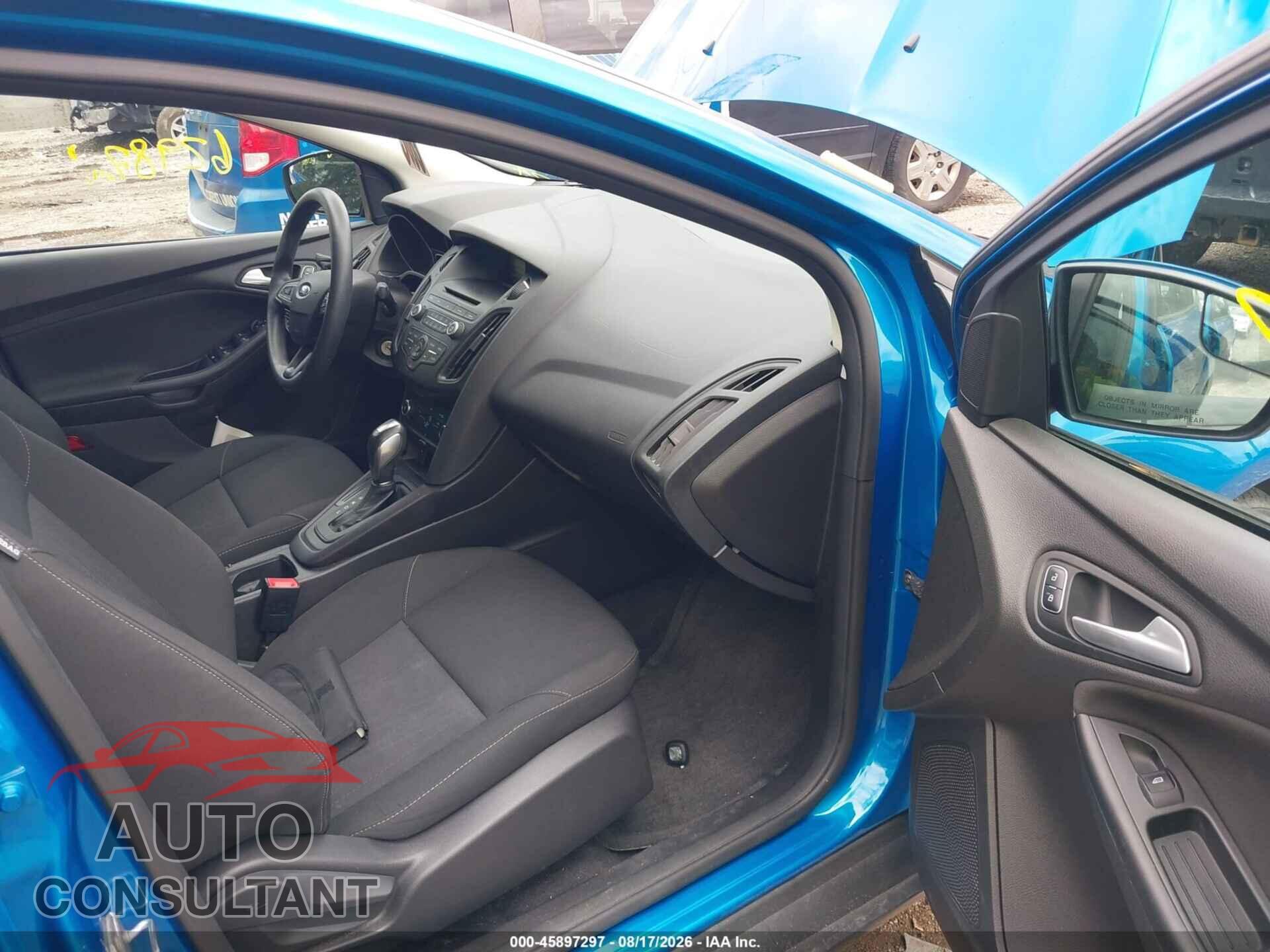 FORD FOCUS 2015 - 1FADP3F22FL384206