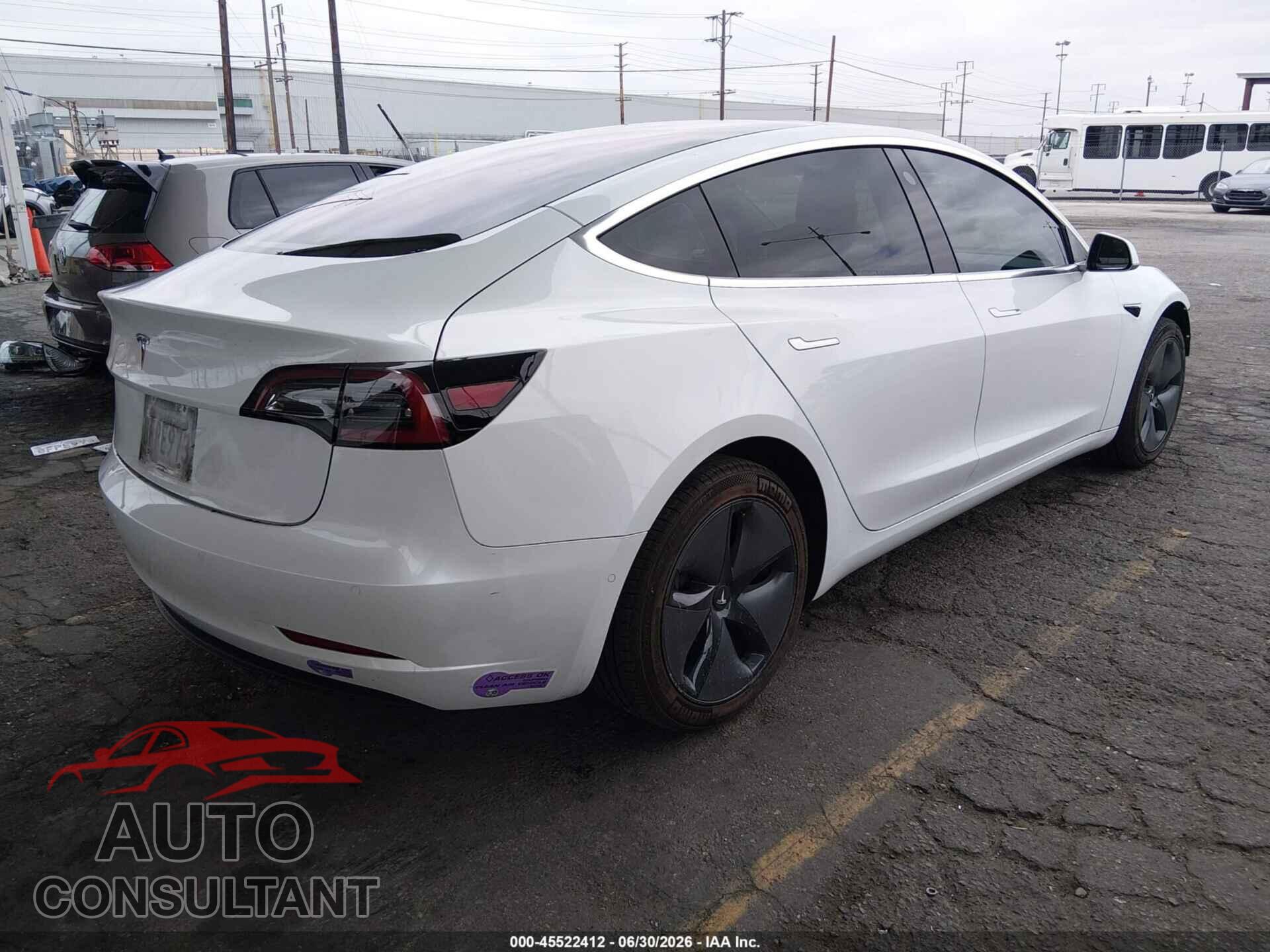 TESLA MODEL 3 2018 - 5YJ3E1EA2JF038743
