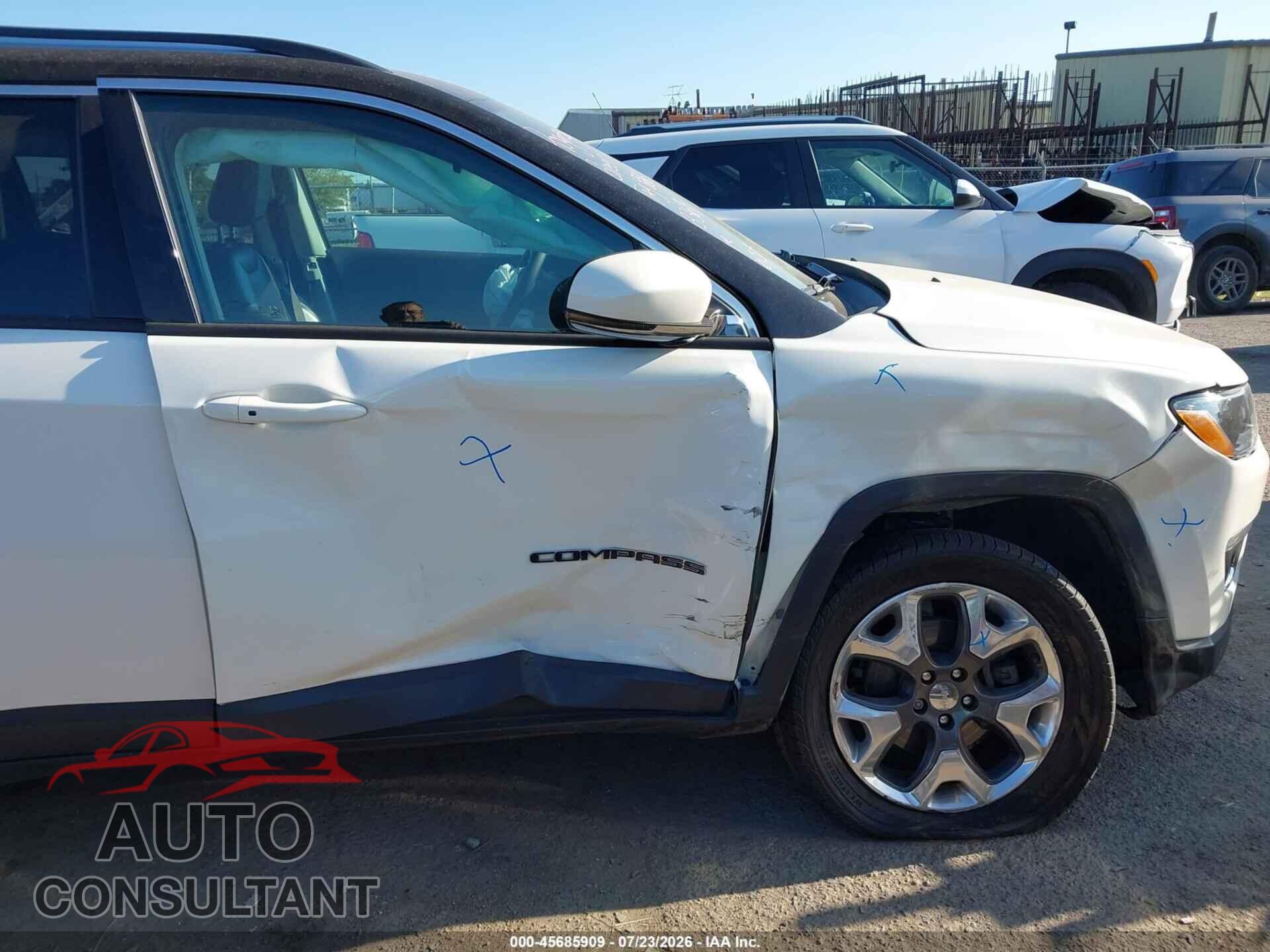 JEEP COMPASS 2018 - 3C4NJDCB9JT456333