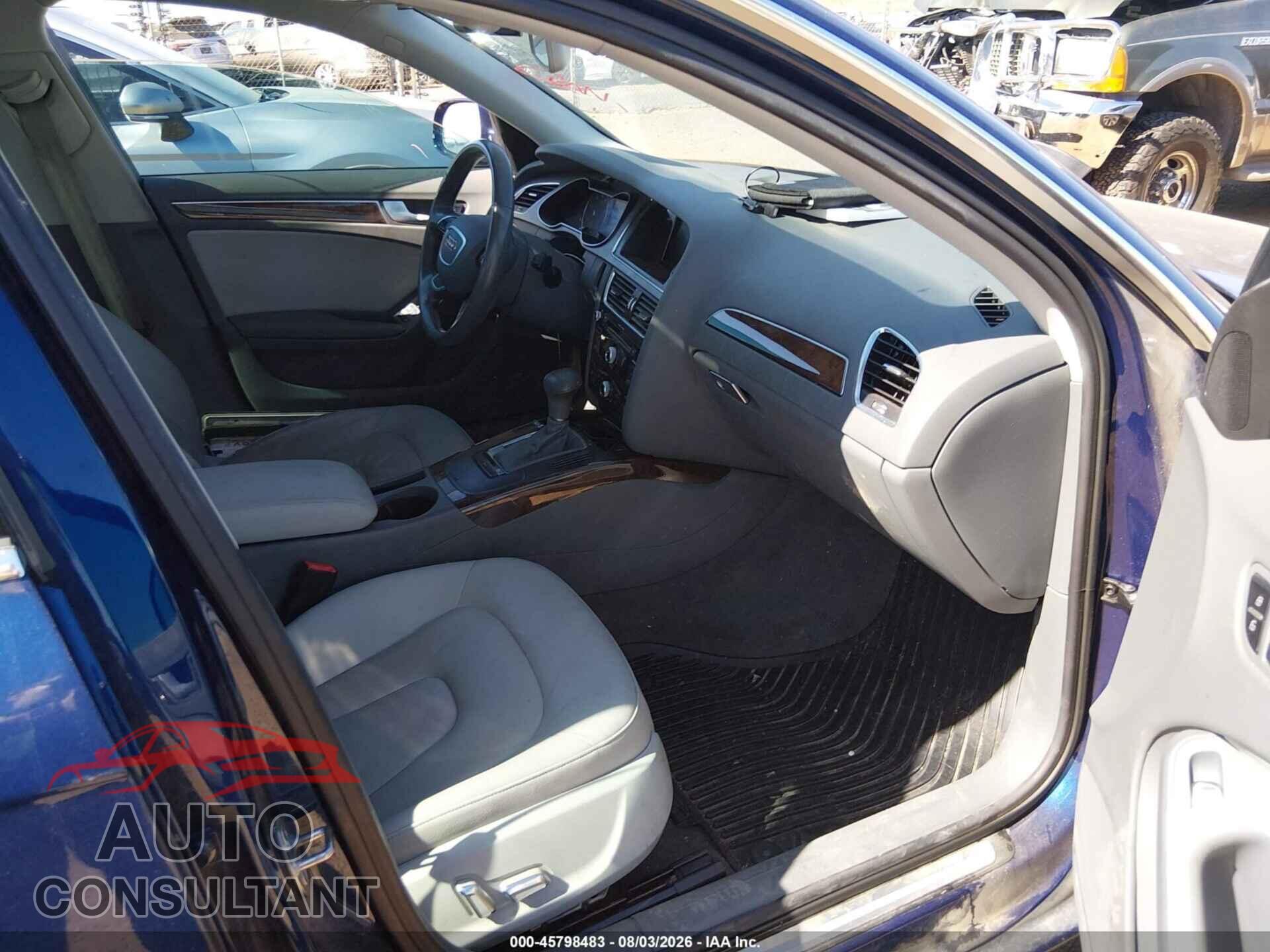 AUDI A4 2013 - WAUAFAFL3DN034207