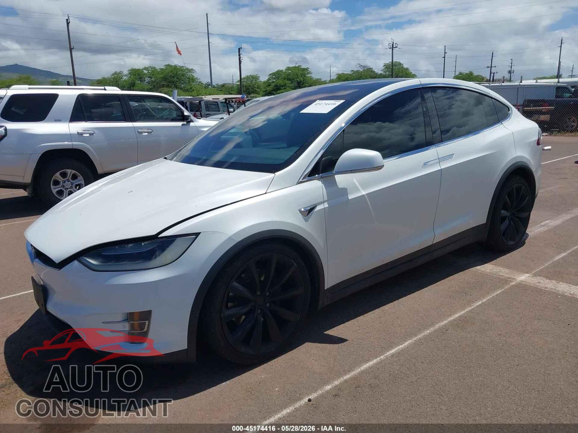 TESLA MODEL X 2017 - 5YJXCBE22HF055218