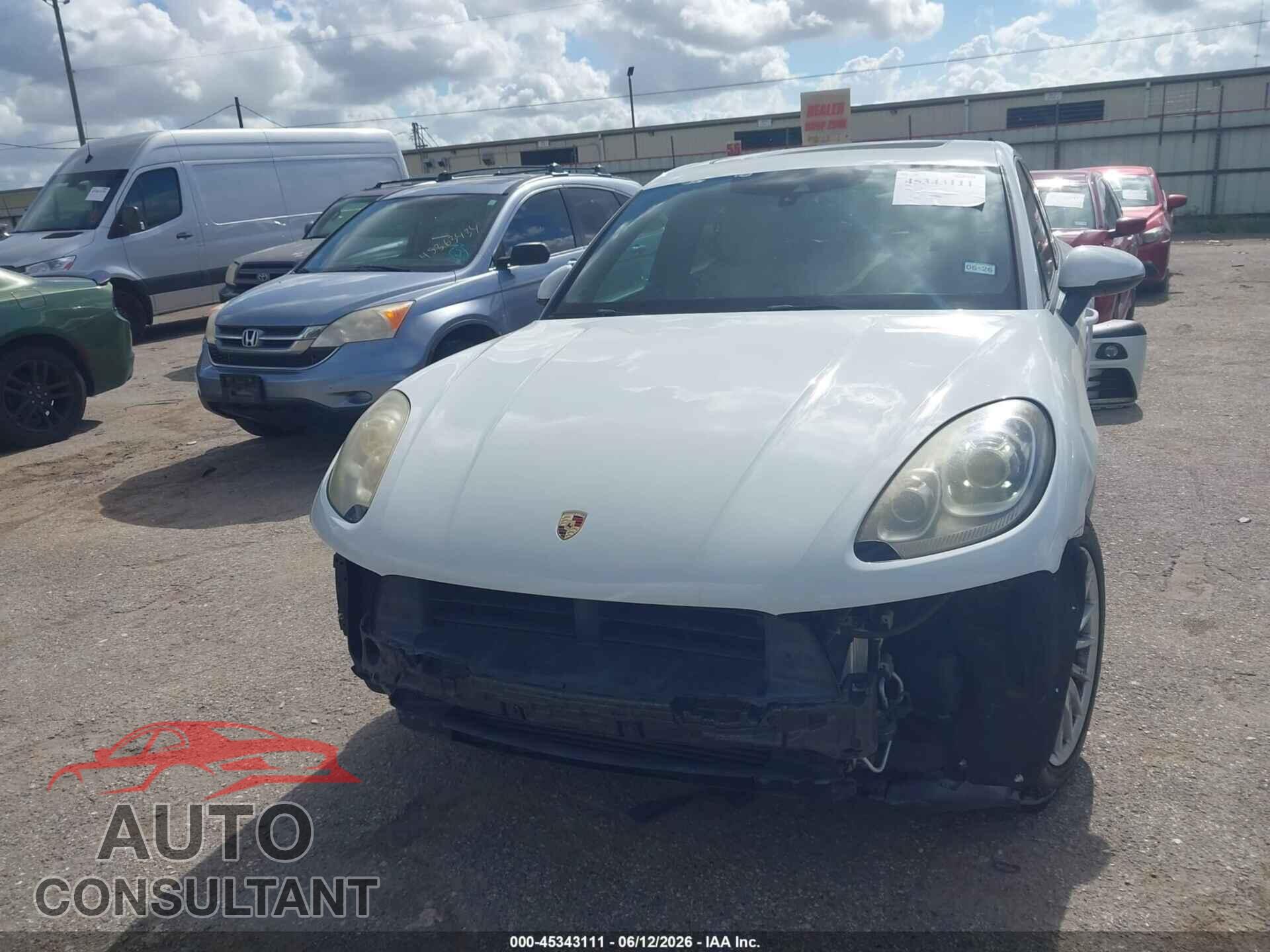 PORSCHE MACAN 2017 - WP1AA2A58HLB00573