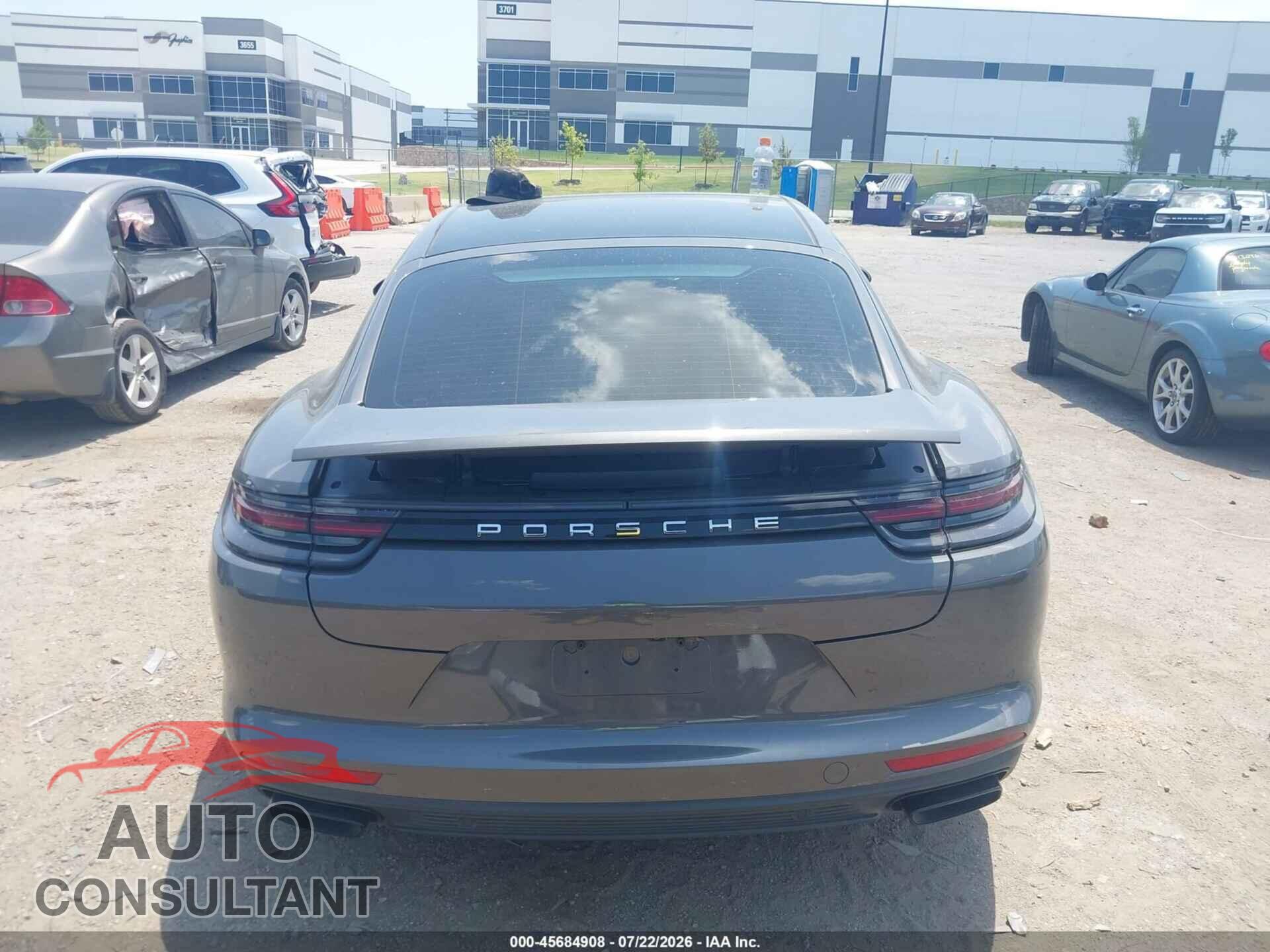 PORSCHE PANAMERA 2017 - WP0AA2A72HL102404