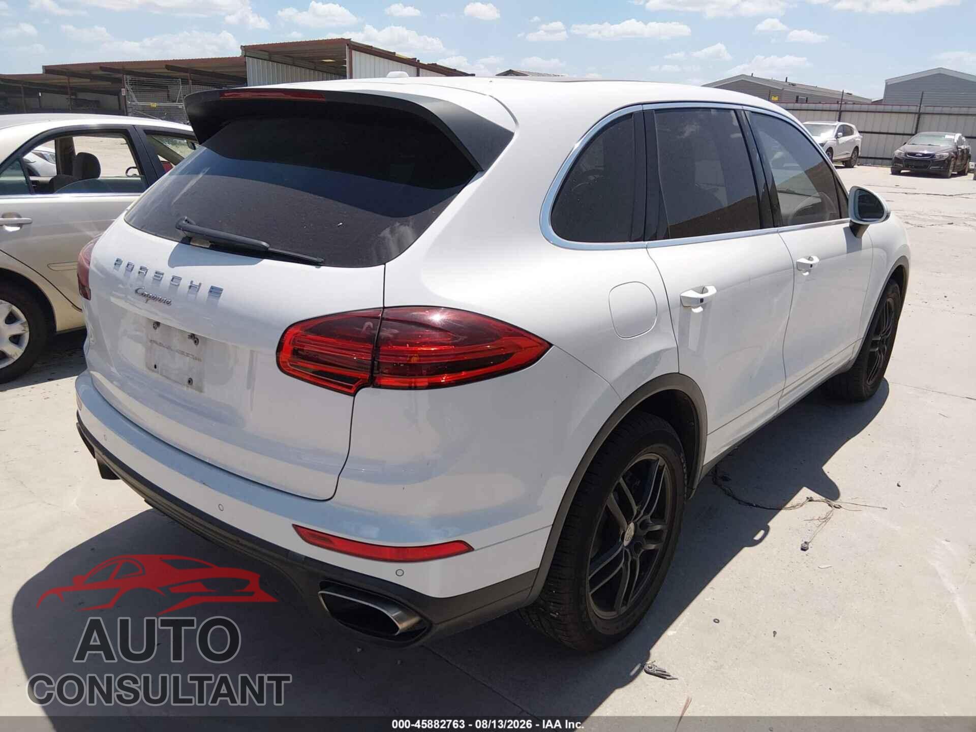 PORSCHE CAYENNE 2016 - WP1AA2A2XGLA02259