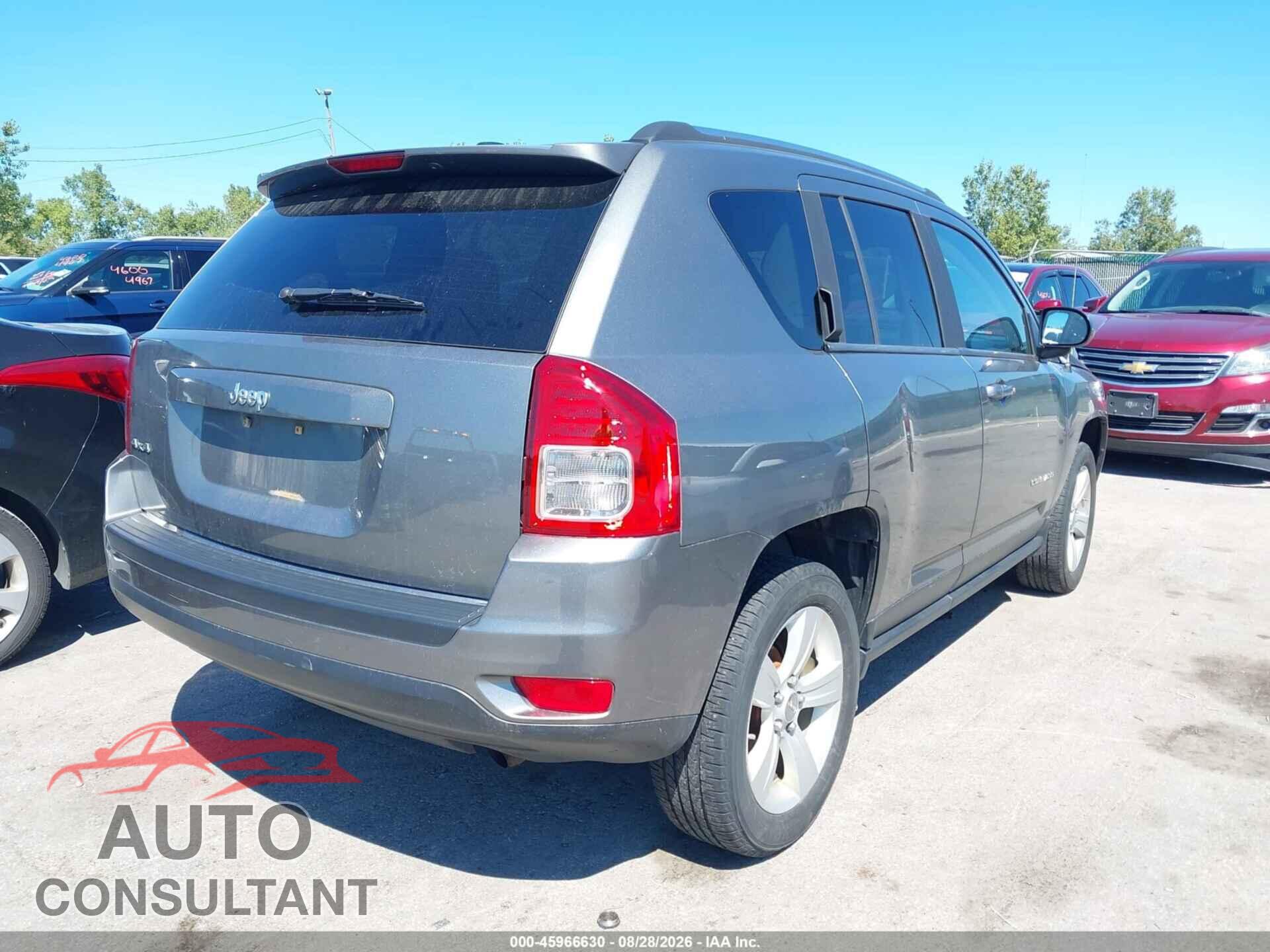 JEEP COMPASS 2011 - 1J4NF1FB8BD235190
