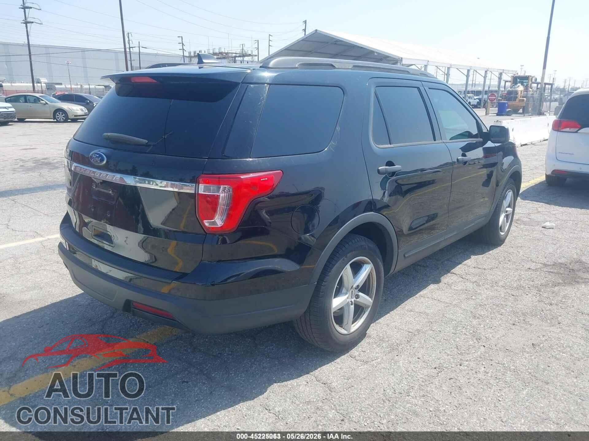 FORD EXPLORER 2018 - 1FM5K7B87JGB95160