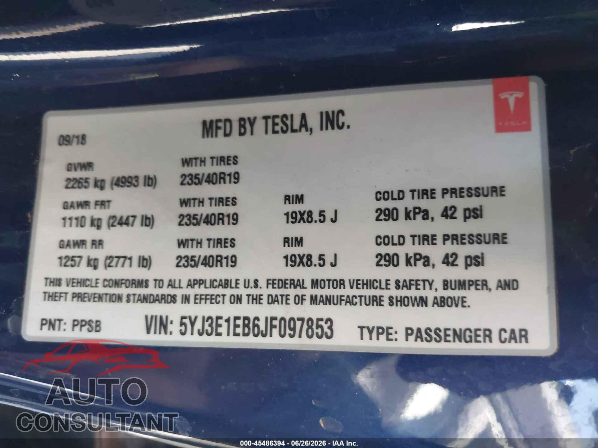 TESLA MODEL 3 2018 - 5YJ3E1EB6JF097853