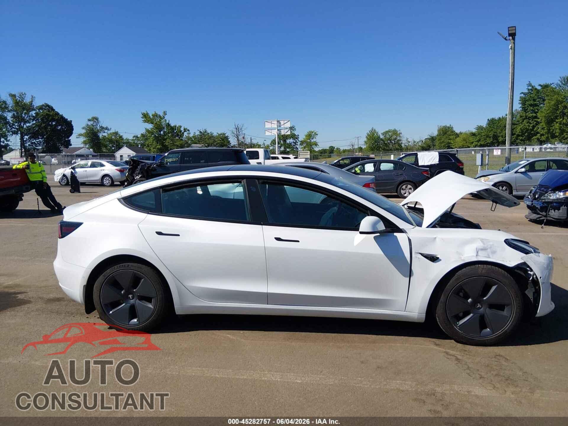 TESLA MODEL 3 2022 - 5YJ3E1EA3NF323280