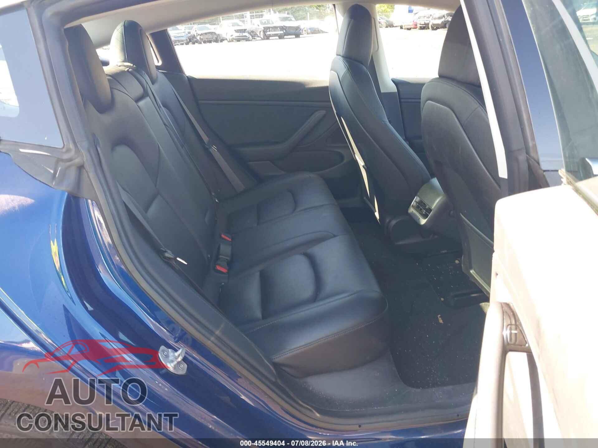 TESLA MODEL 3 2018 - 5YJ3E1EB8JF121814