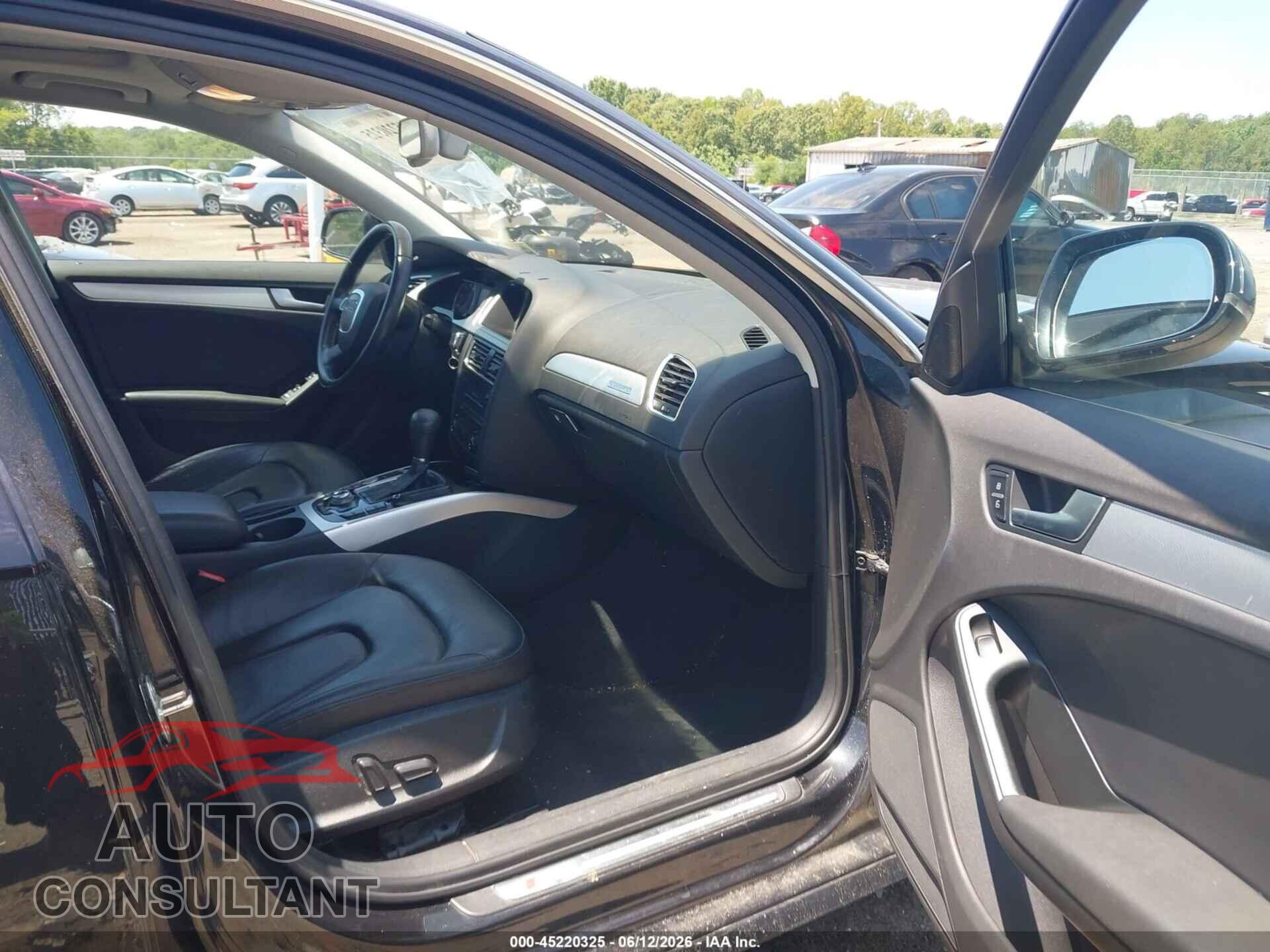 AUDI A4 2012 - WAUFFAFL7CA116033