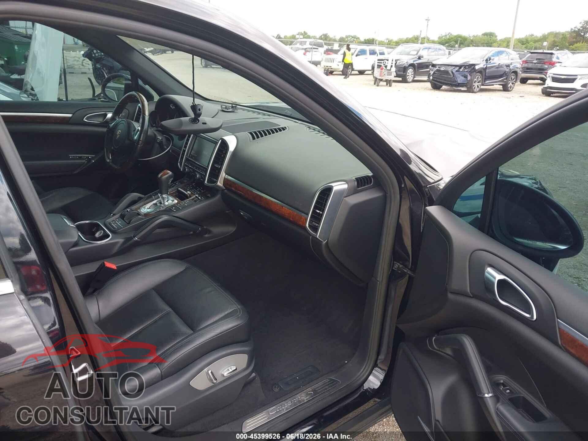 PORSCHE CAYENNE 2011 - WP1AB2A24BLA46392