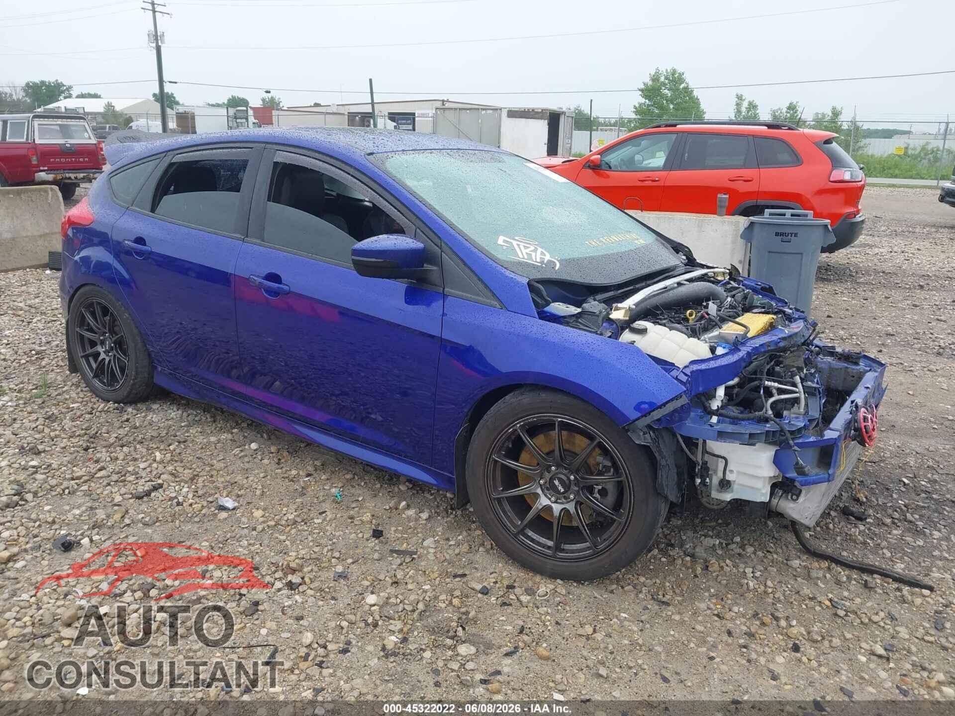 FORD FOCUS ST 2015 - 1FADP3L97FL366849