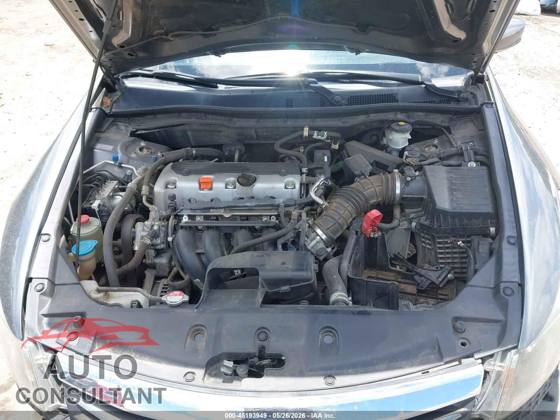 HONDA ACCORD 2012 - 1HGCP2F47CA221027