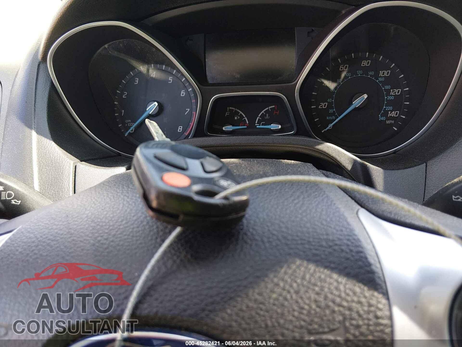 FORD FOCUS 2013 - 1FADP3F2XDL311792
