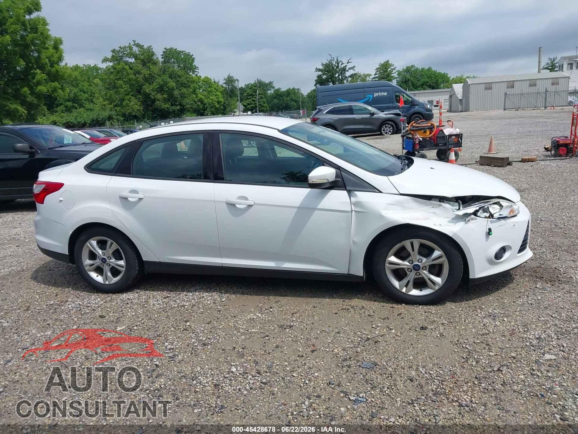FORD FOCUS 2014 - 1FADP3F23EL228755