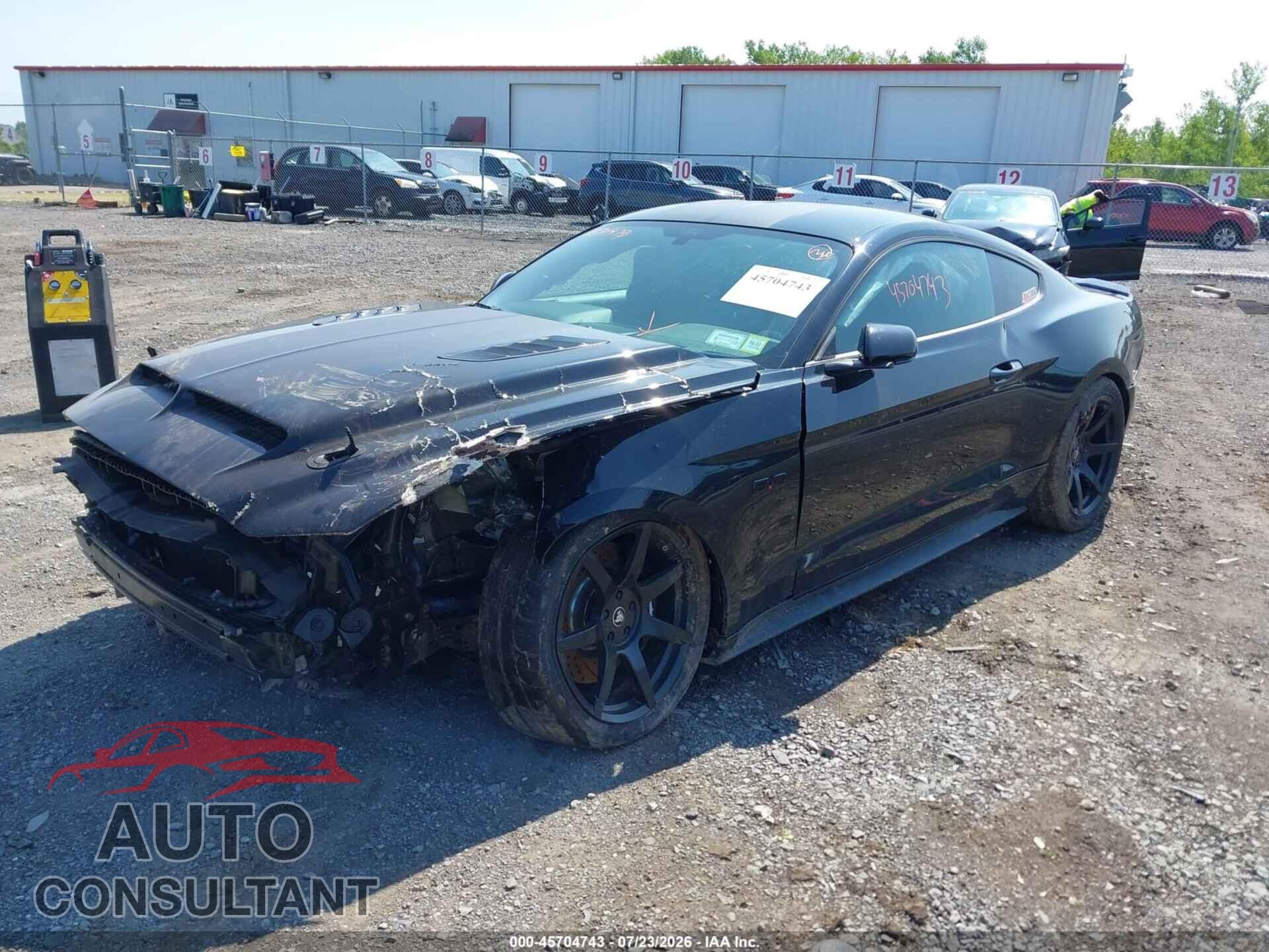 FORD MUSTANG 2017 - 1FA6P8CFXH5276727