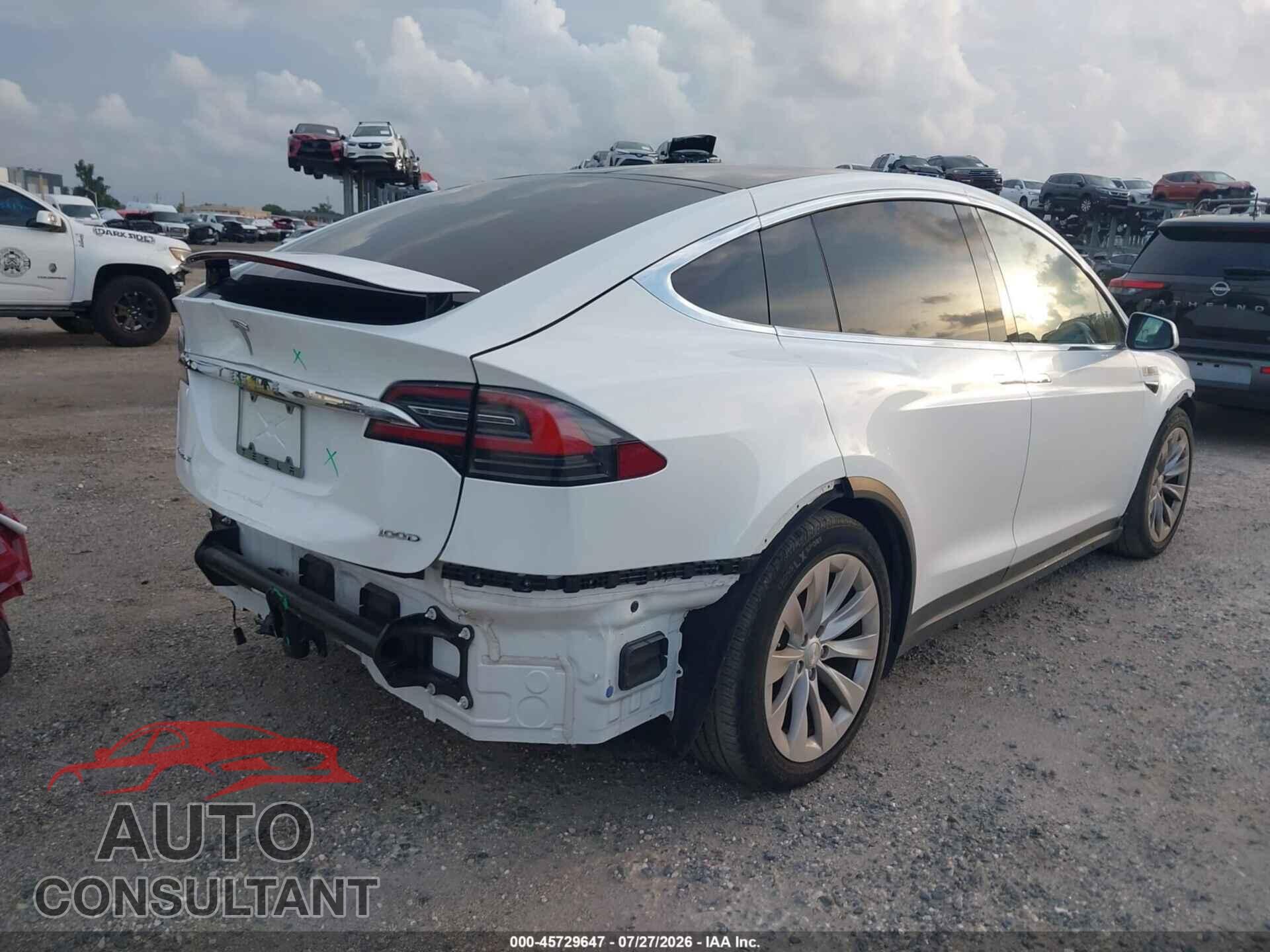 TESLA MODEL X 2017 - 5YJXCDE28HF068325