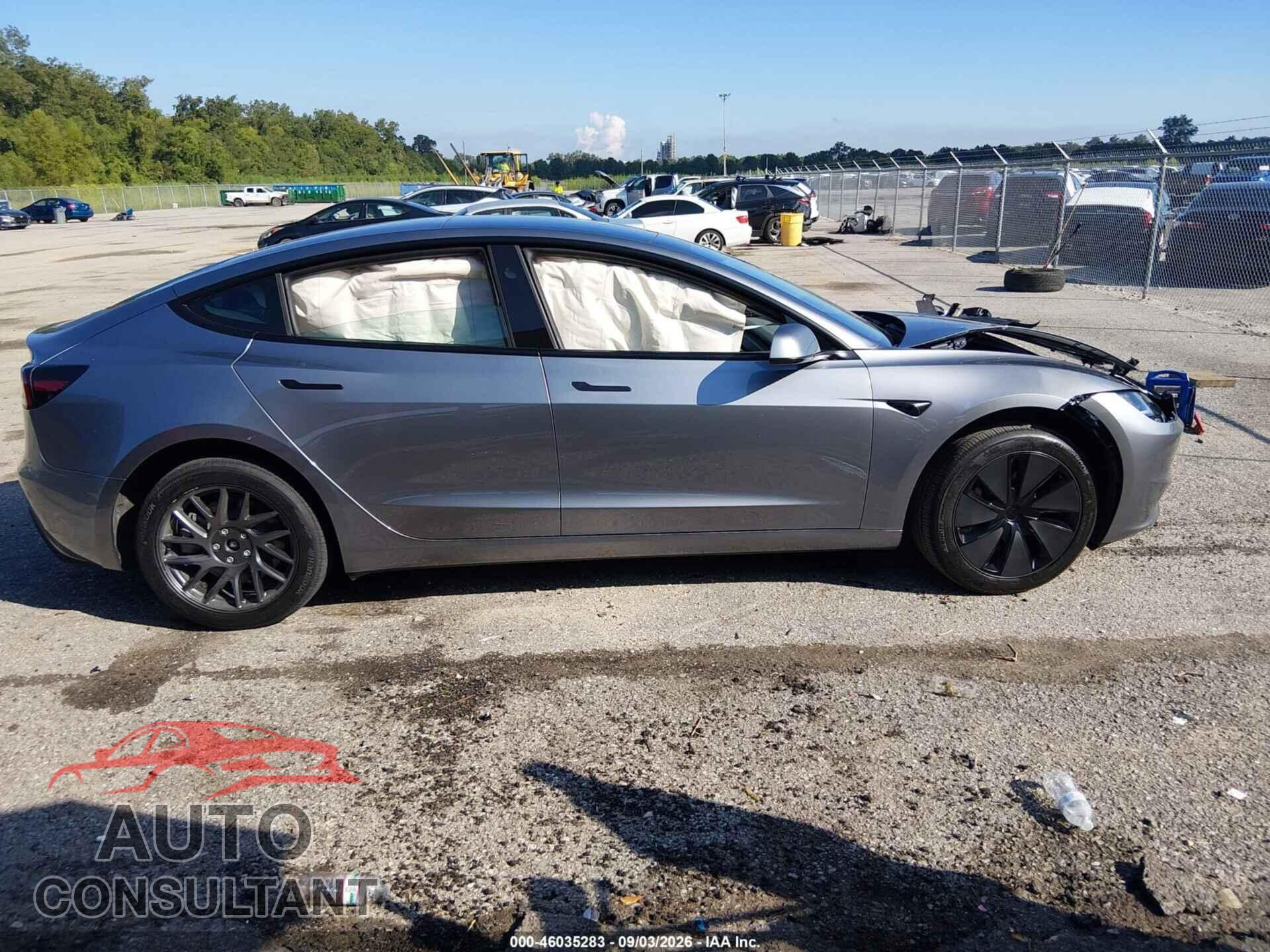 TESLA MODEL 3 2026 - 5YJ3E1EA9TF146831