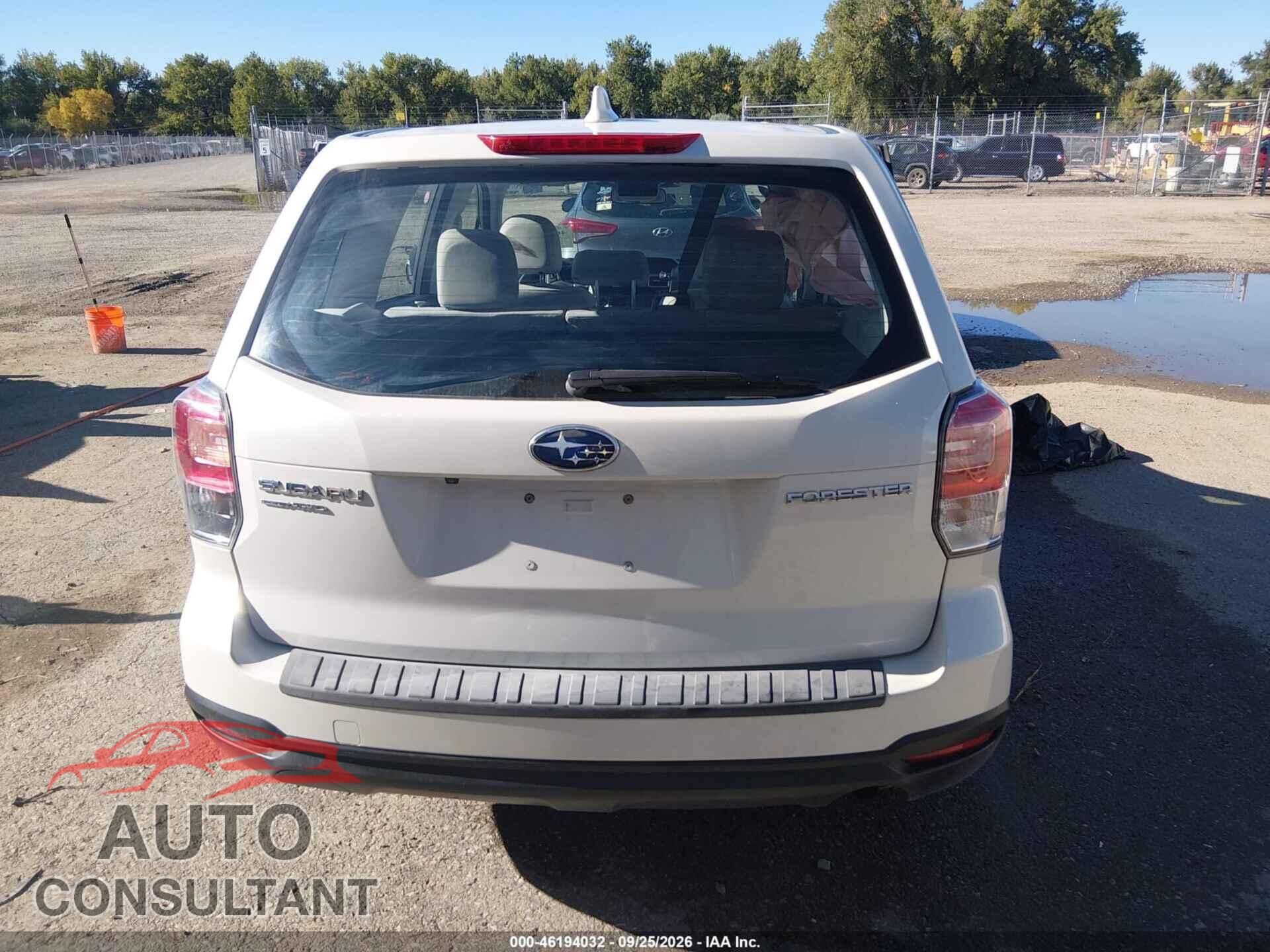 SUBARU FORESTER 2018 - JF2SJAAC6JG545781