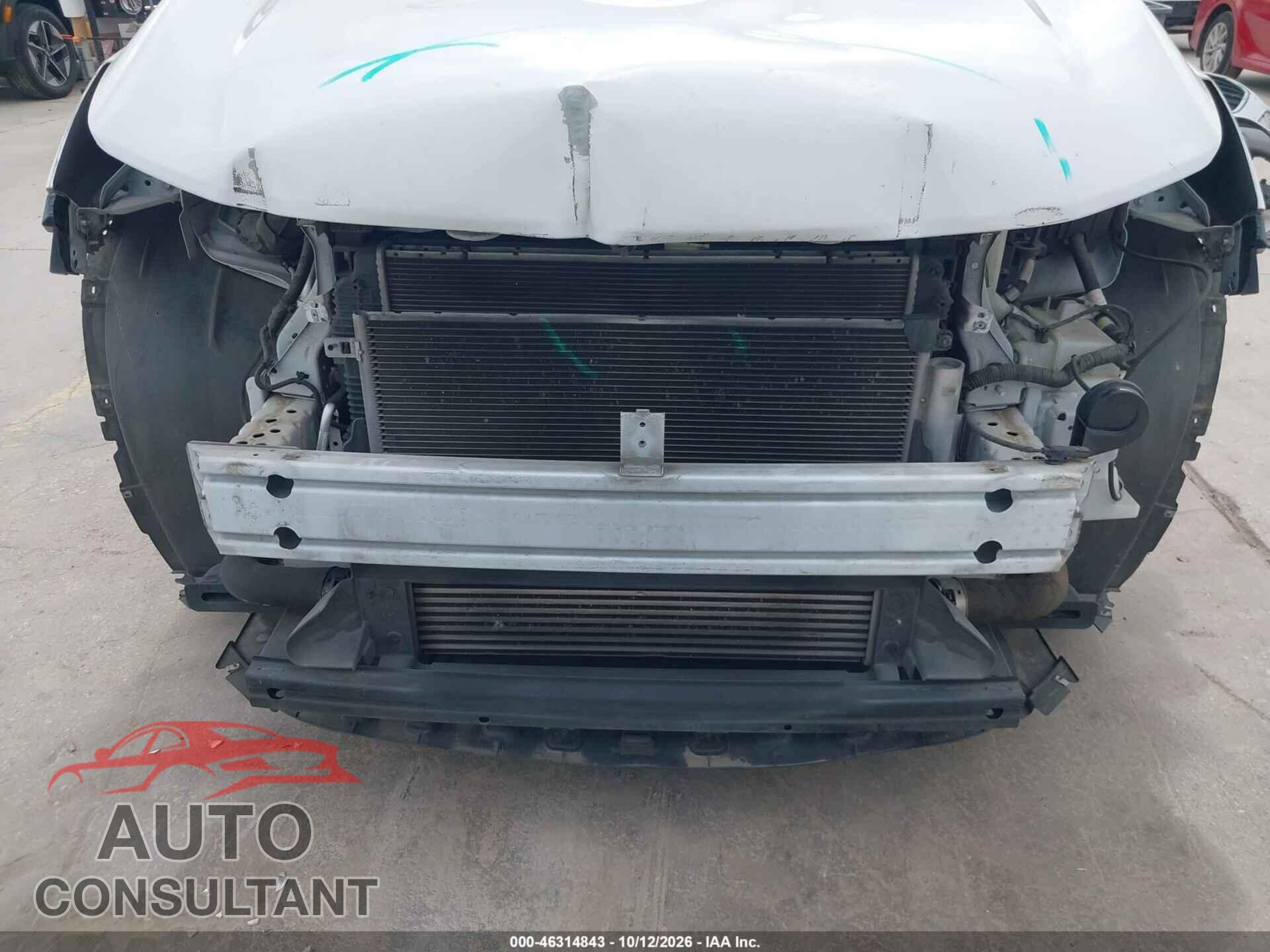 CHEVROLET TRAX 2018 - 3GNCJLSB4JL155155