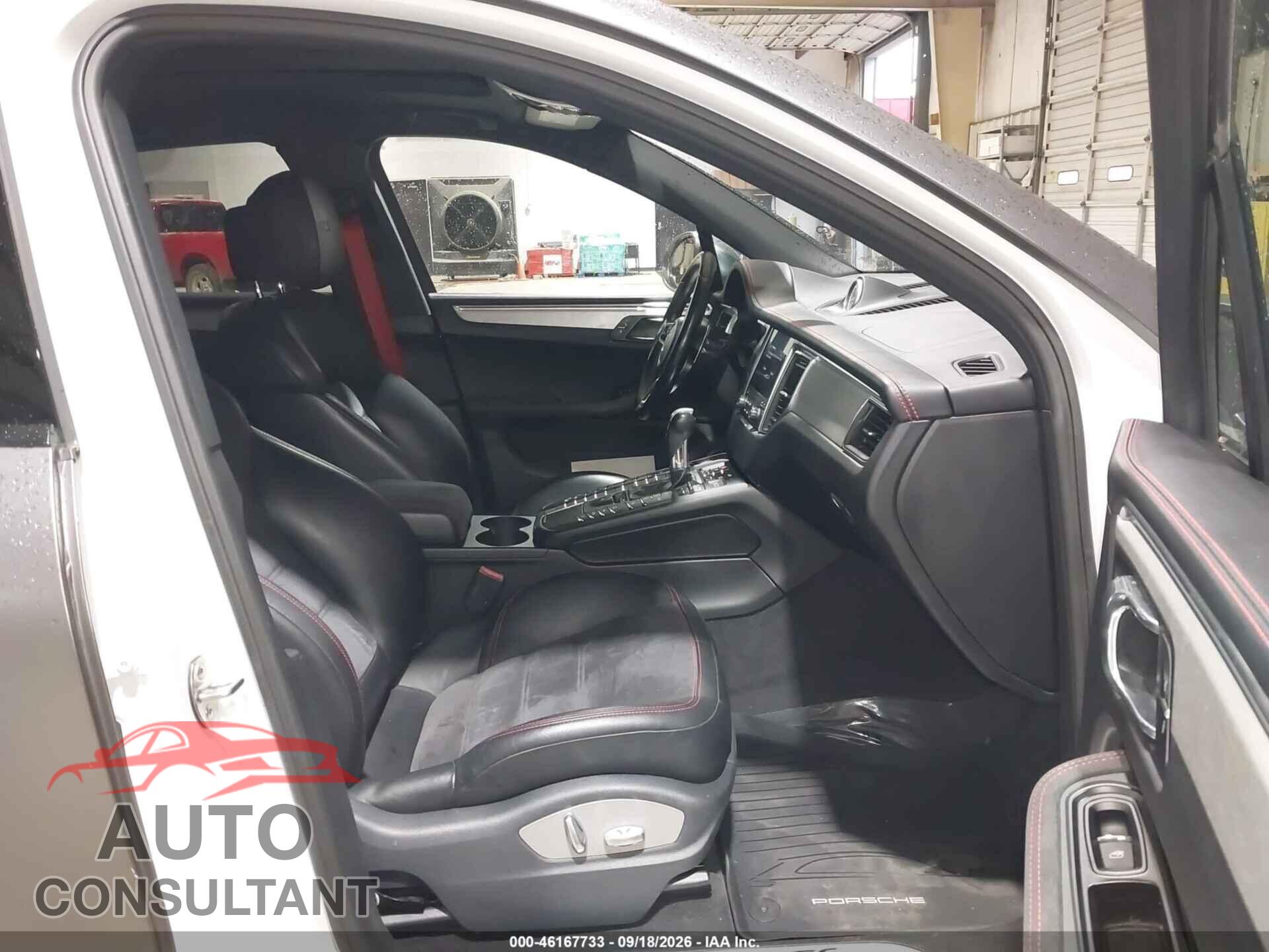 PORSCHE MACAN 2017 - WP1AG2A51HLB50455