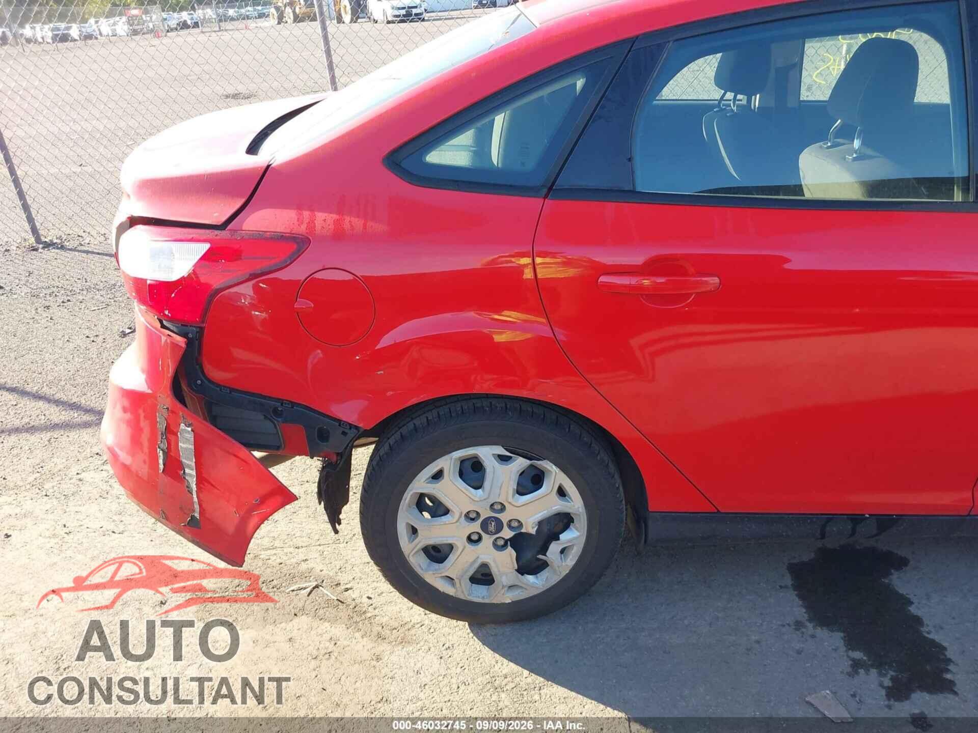 FORD FOCUS 2012 - 1FAHP3F28CL347111