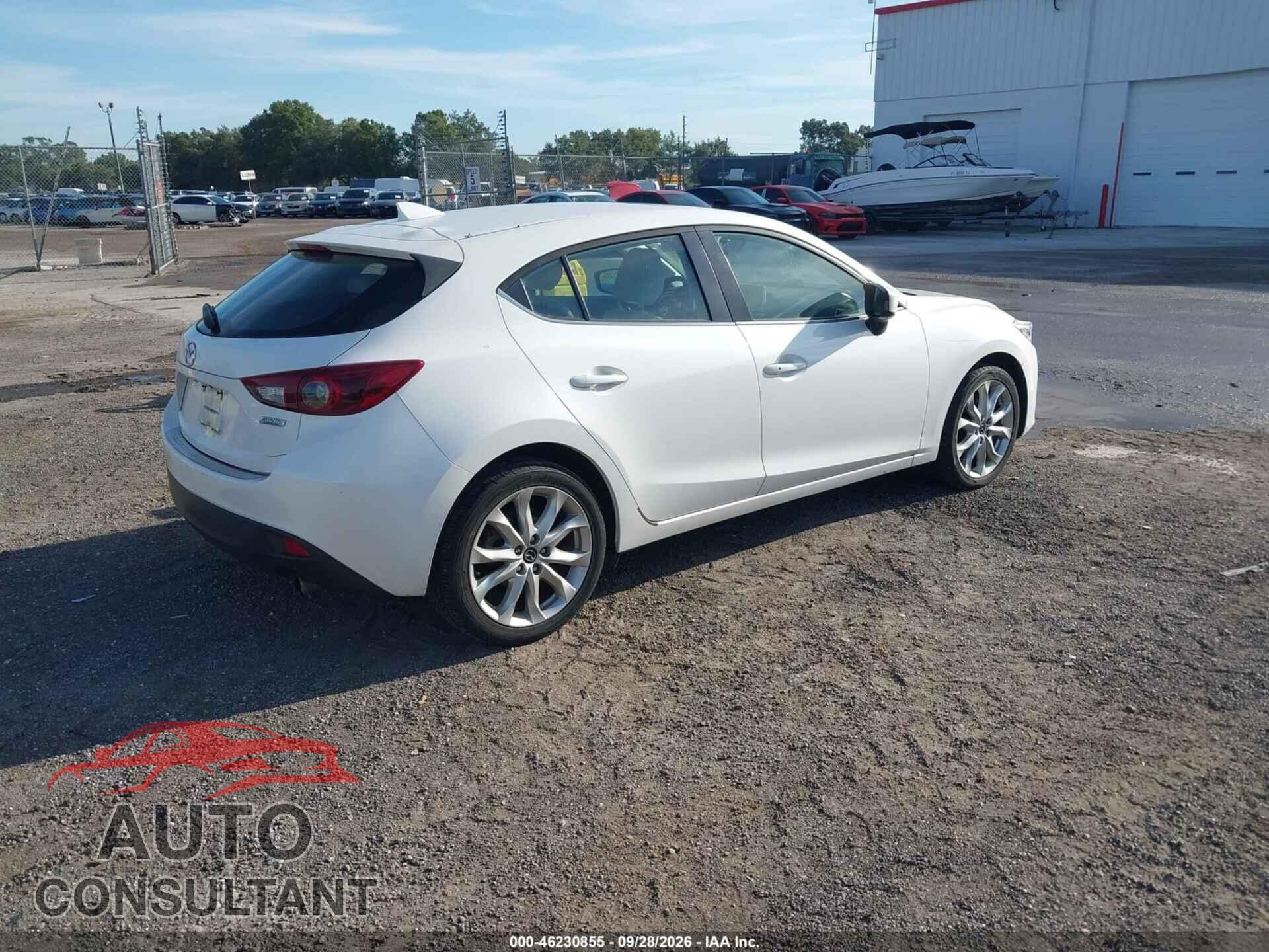 MAZDA MAZDA3 2016 - JM1BM1N32G1329244