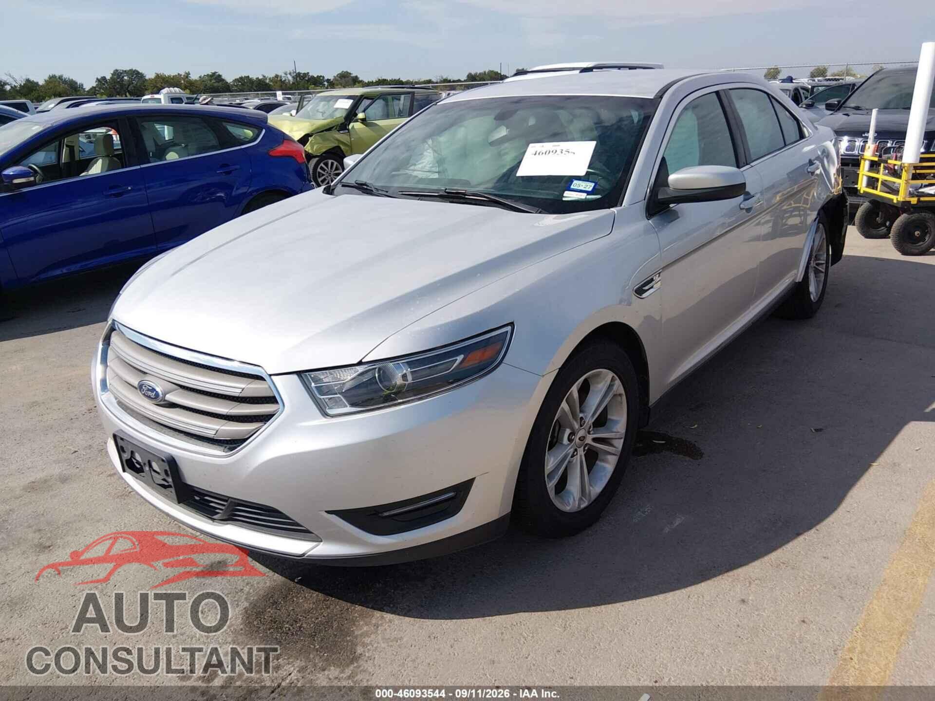 FORD TAURUS 2018 - 1FAHP2E87JG115816