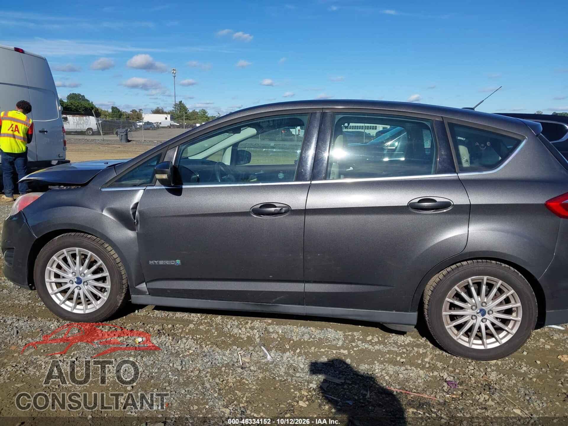 FORD C-MAX HYBRID 2015 - 1FADP5BU2FL110491