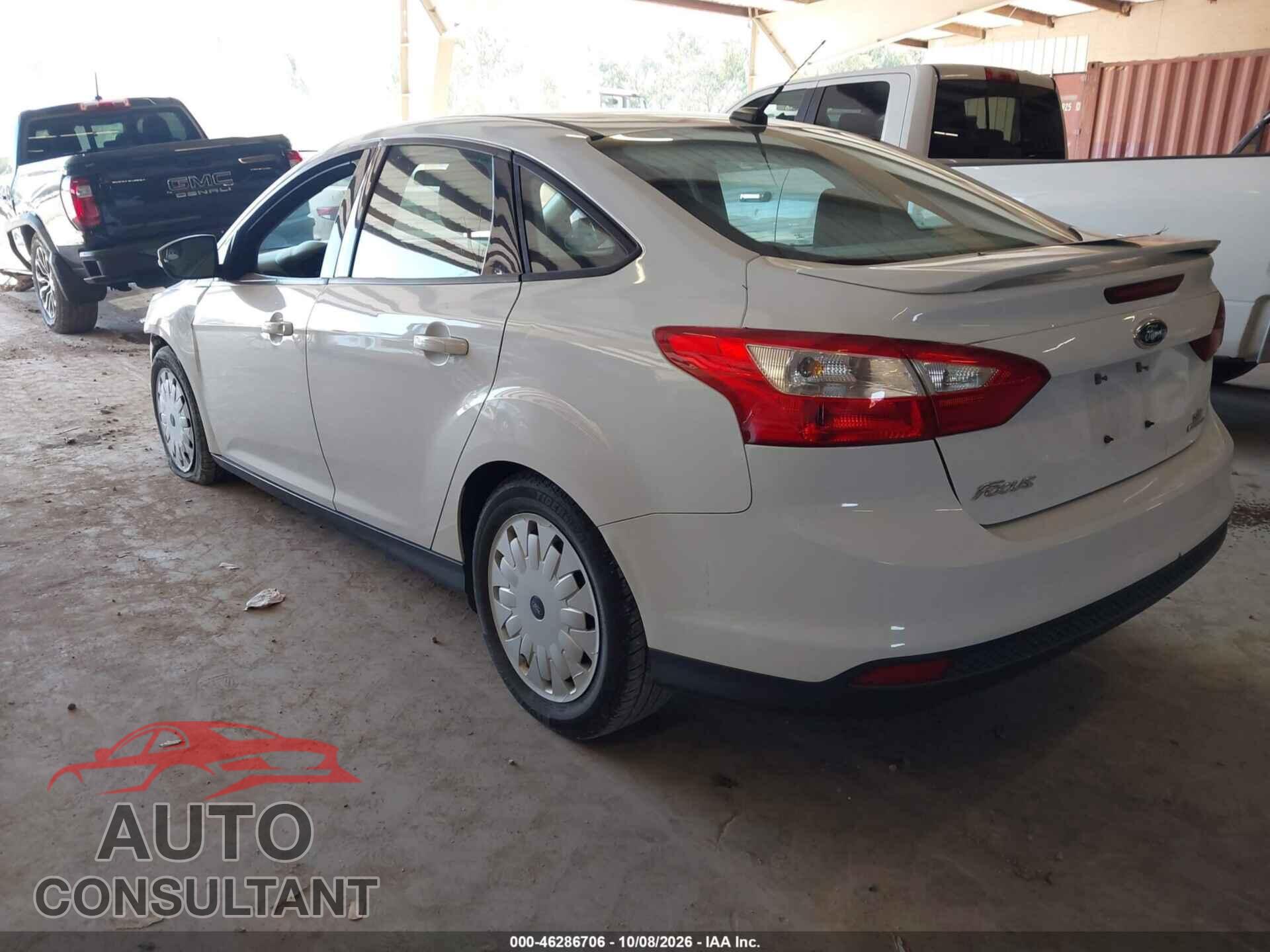 FORD FOCUS 2014 - 1FADP3F23EL393768