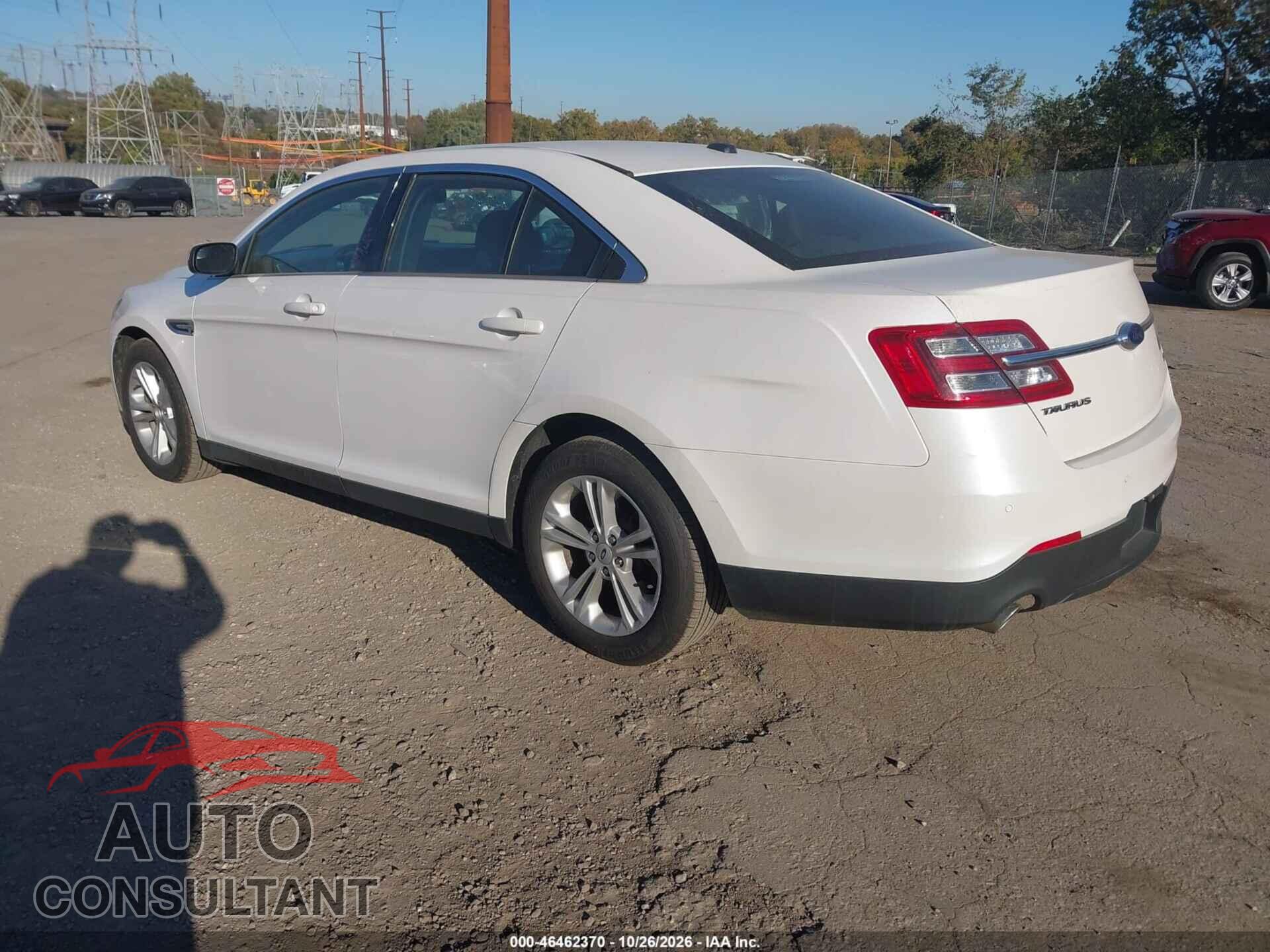 FORD TAURUS 2016 - 1FAHP2E85GG140531