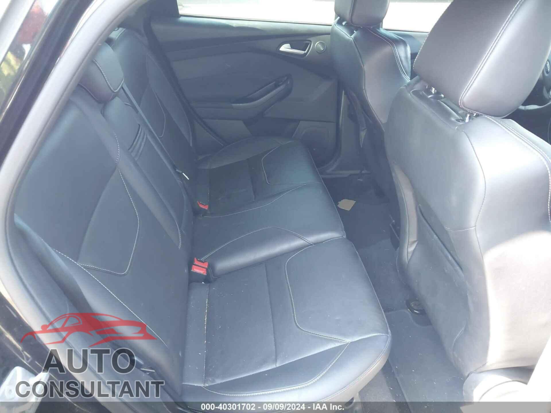 FORD FOCUS ST 2015 - 1FADP3L93FL361566