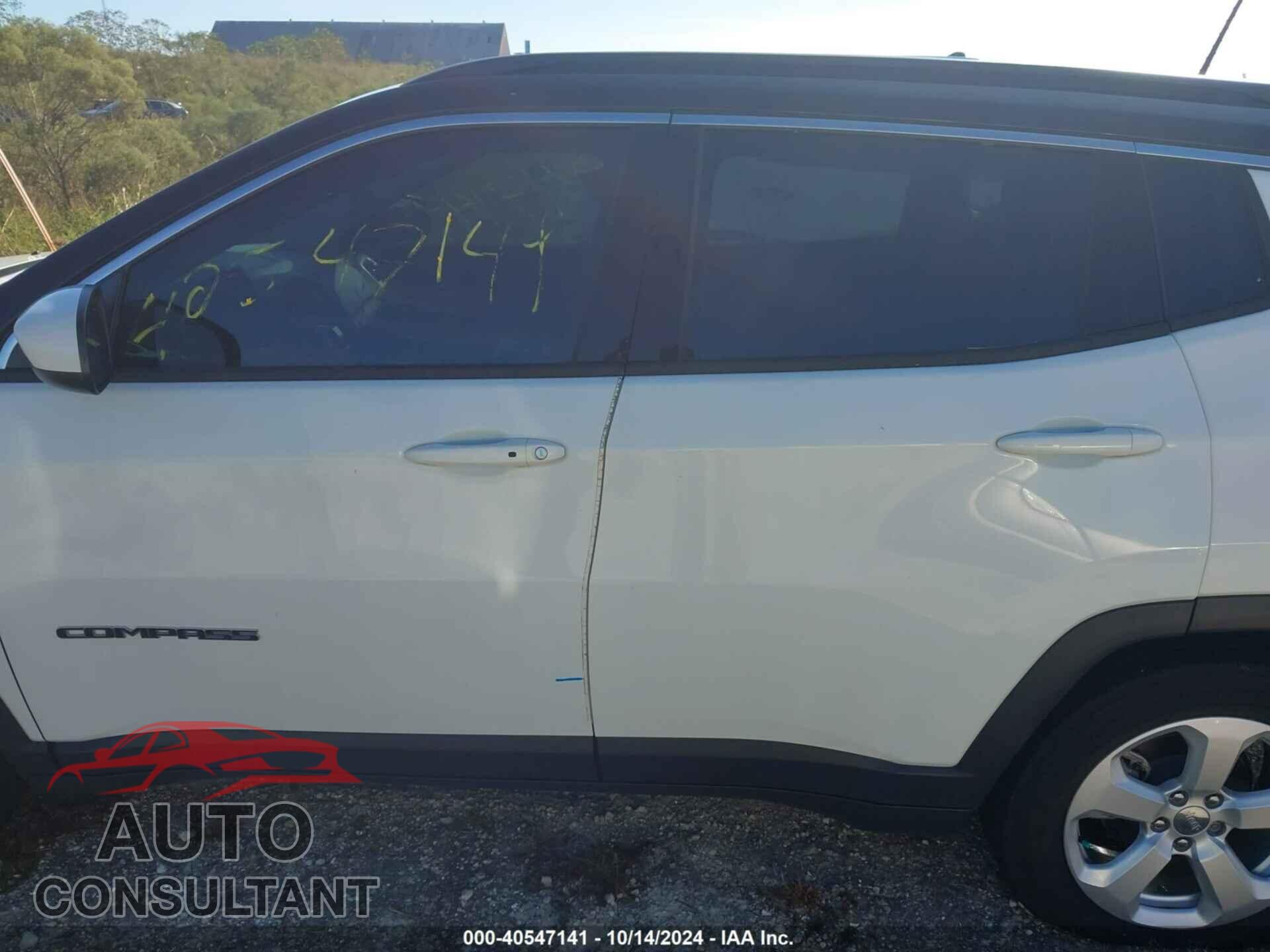 JEEP COMPASS 2019 - 3C4NJCBB1KT856271