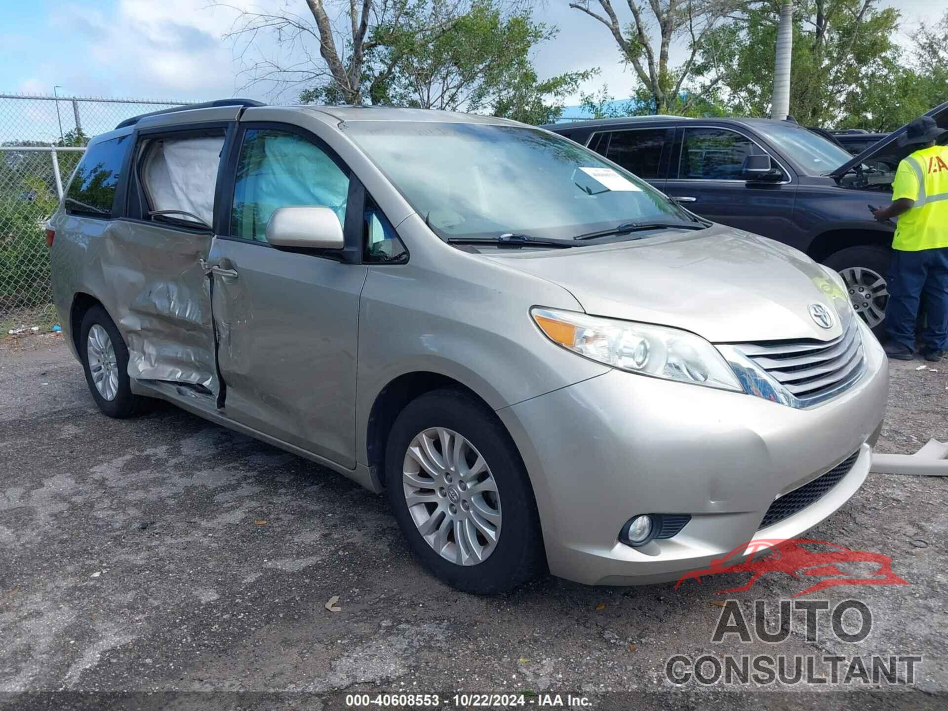 TOYOTA SIENNA 2017 - 5TDYZ3DC4HS832531