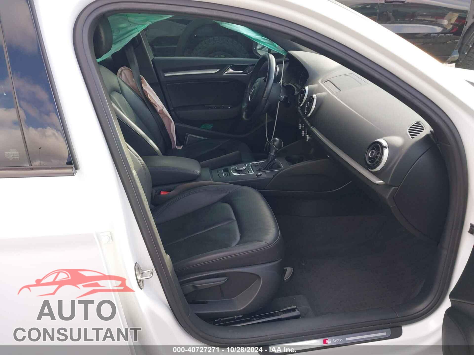 AUDI A3 2016 - WAUA7GFF9G1102192