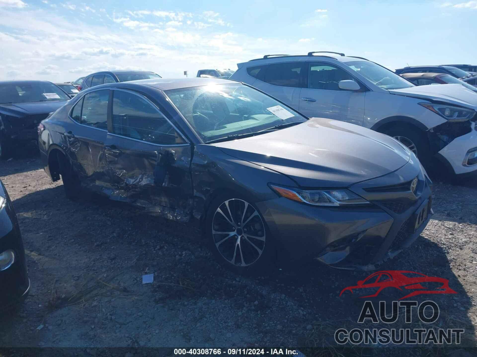 TOYOTA CAMRY 2019 - 4T1B11HK2KU260523