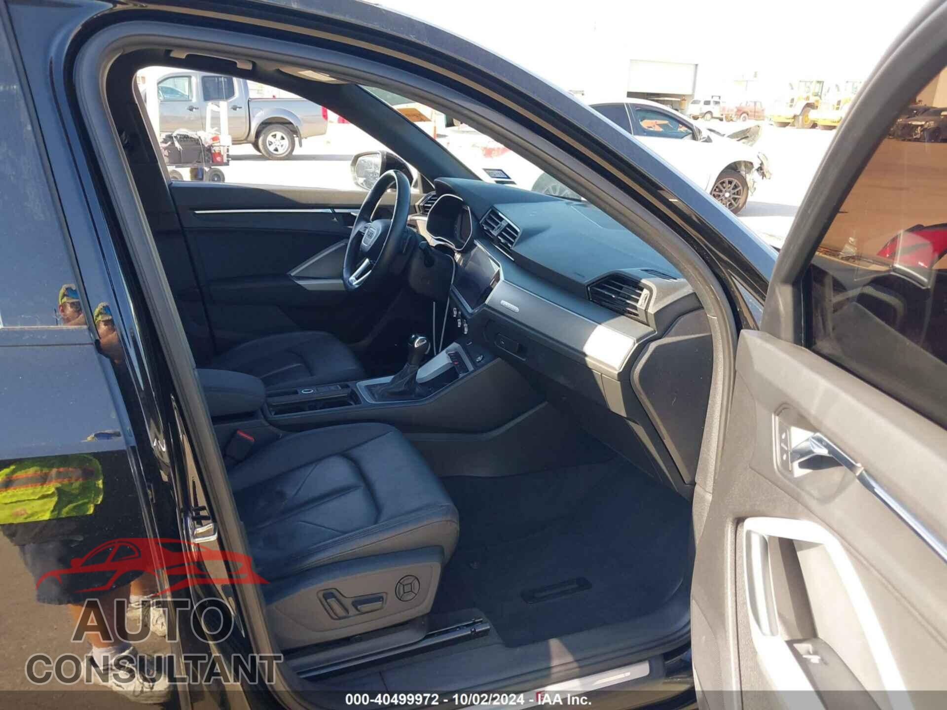 AUDI Q3 2021 - WA1EECF36M1012111