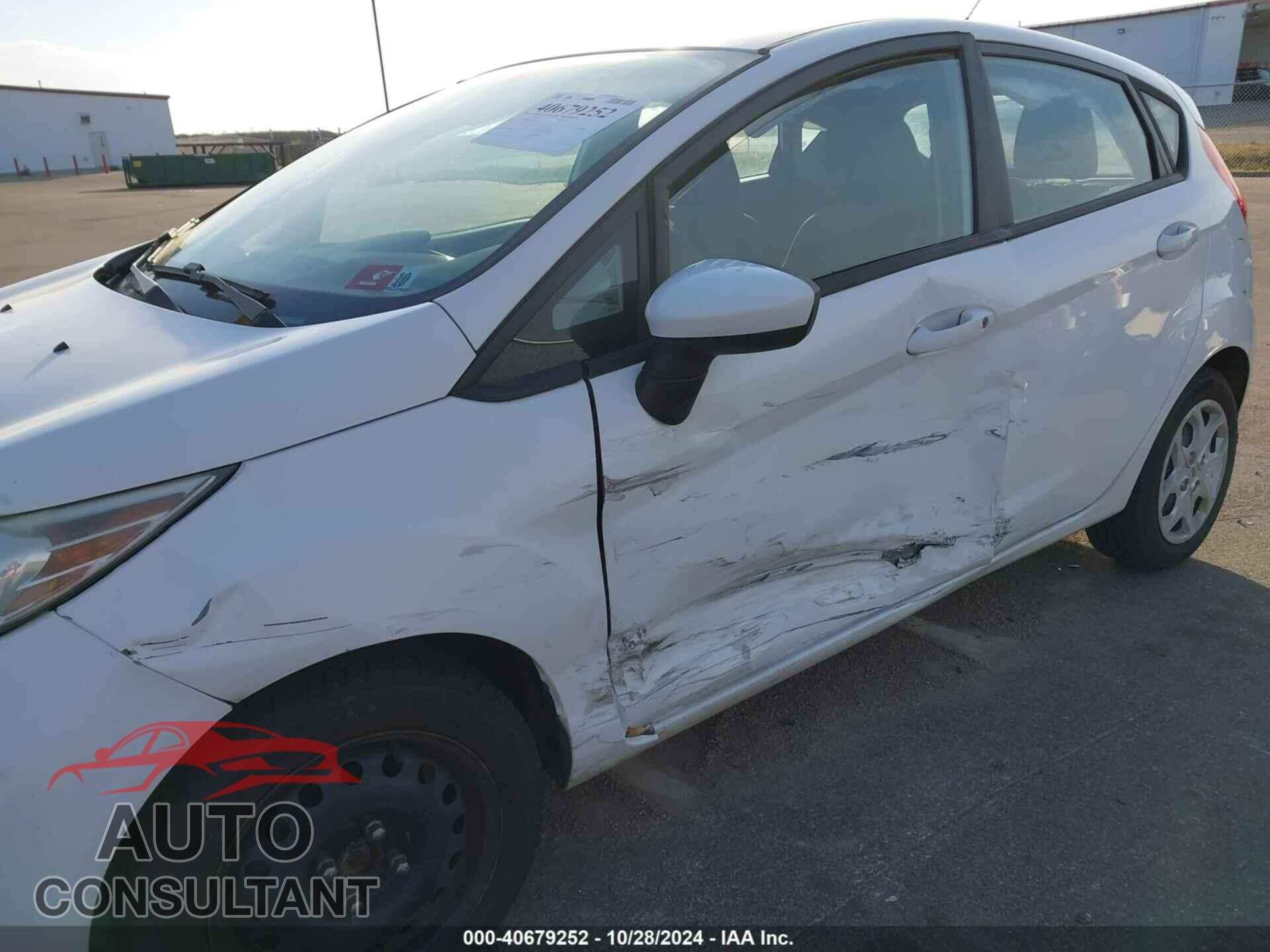 FORD FIESTA 2011 - 3FADP4EJ5BM115897