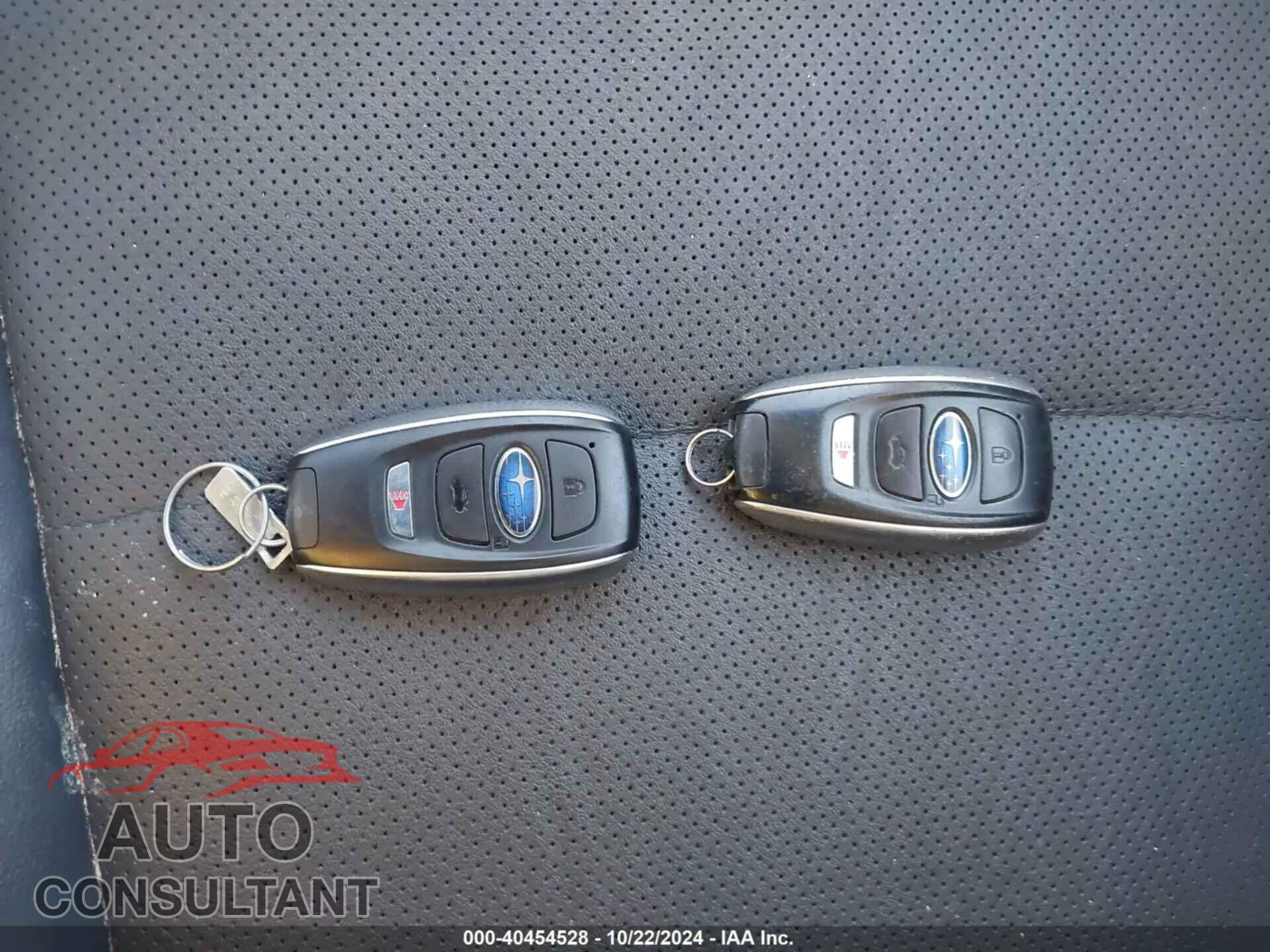 SUBARU OUTBACK 2018 - 4S4BSANC3J3319383
