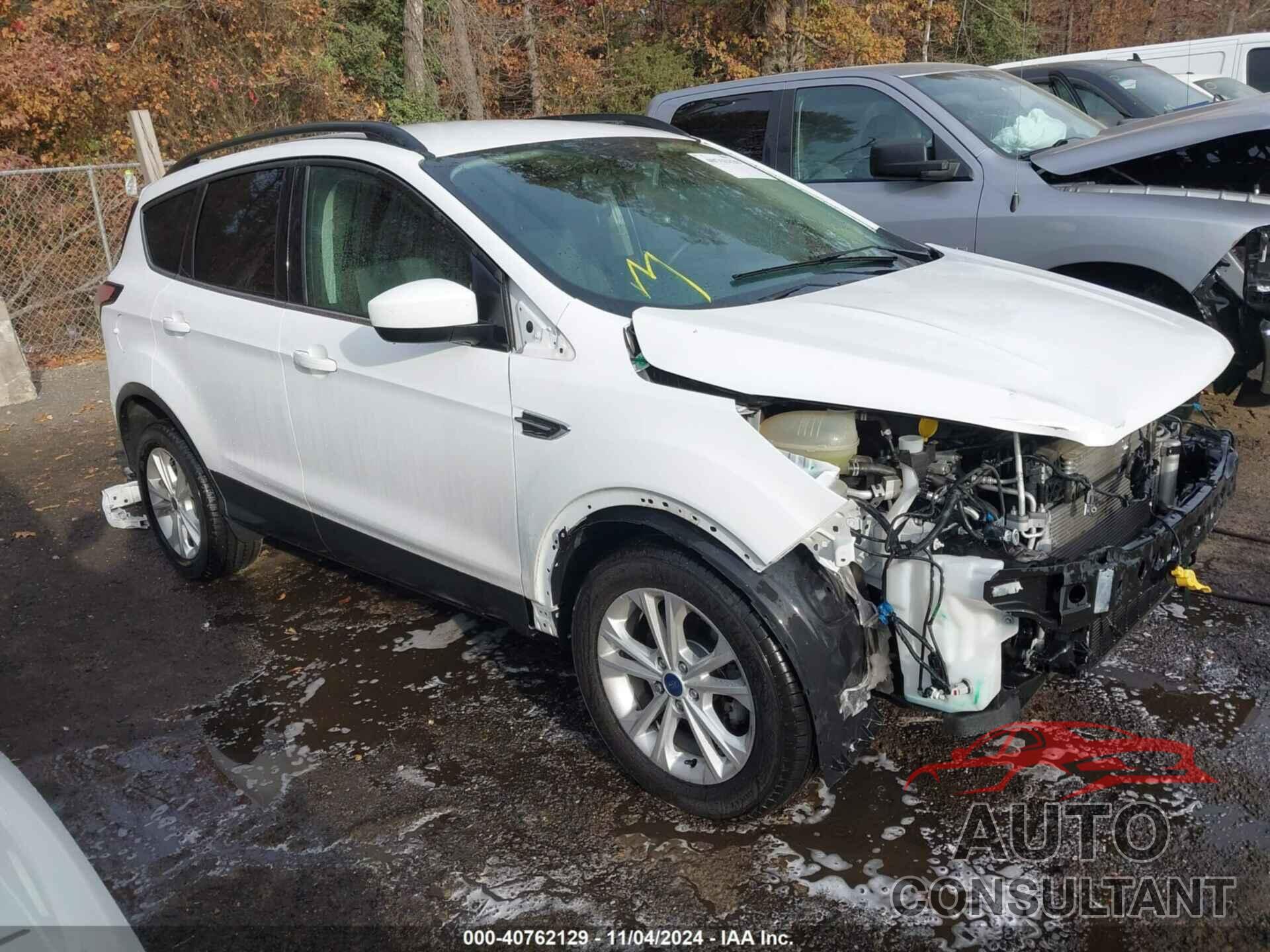 FORD ESCAPE 2018 - 1FMCU0GD7JUB58979