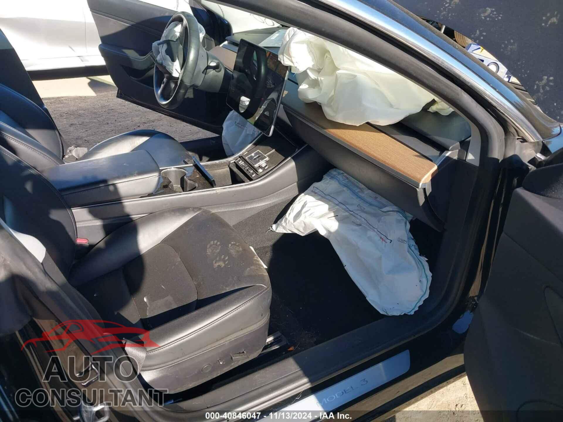 TESLA MODEL 3 2019 - 5YJ3E1EB6KF209312