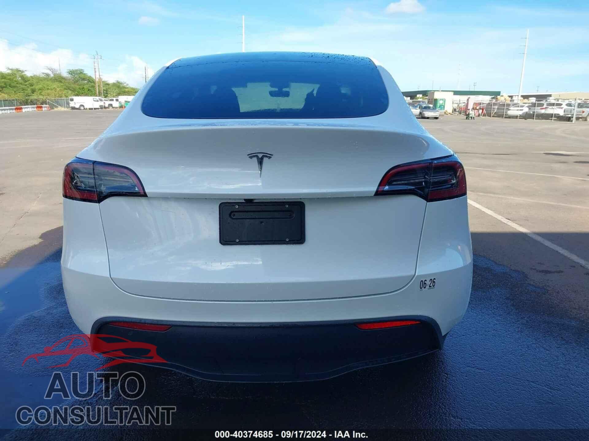 TESLA MODEL Y 2024 - 7SAYGDED2RF094899