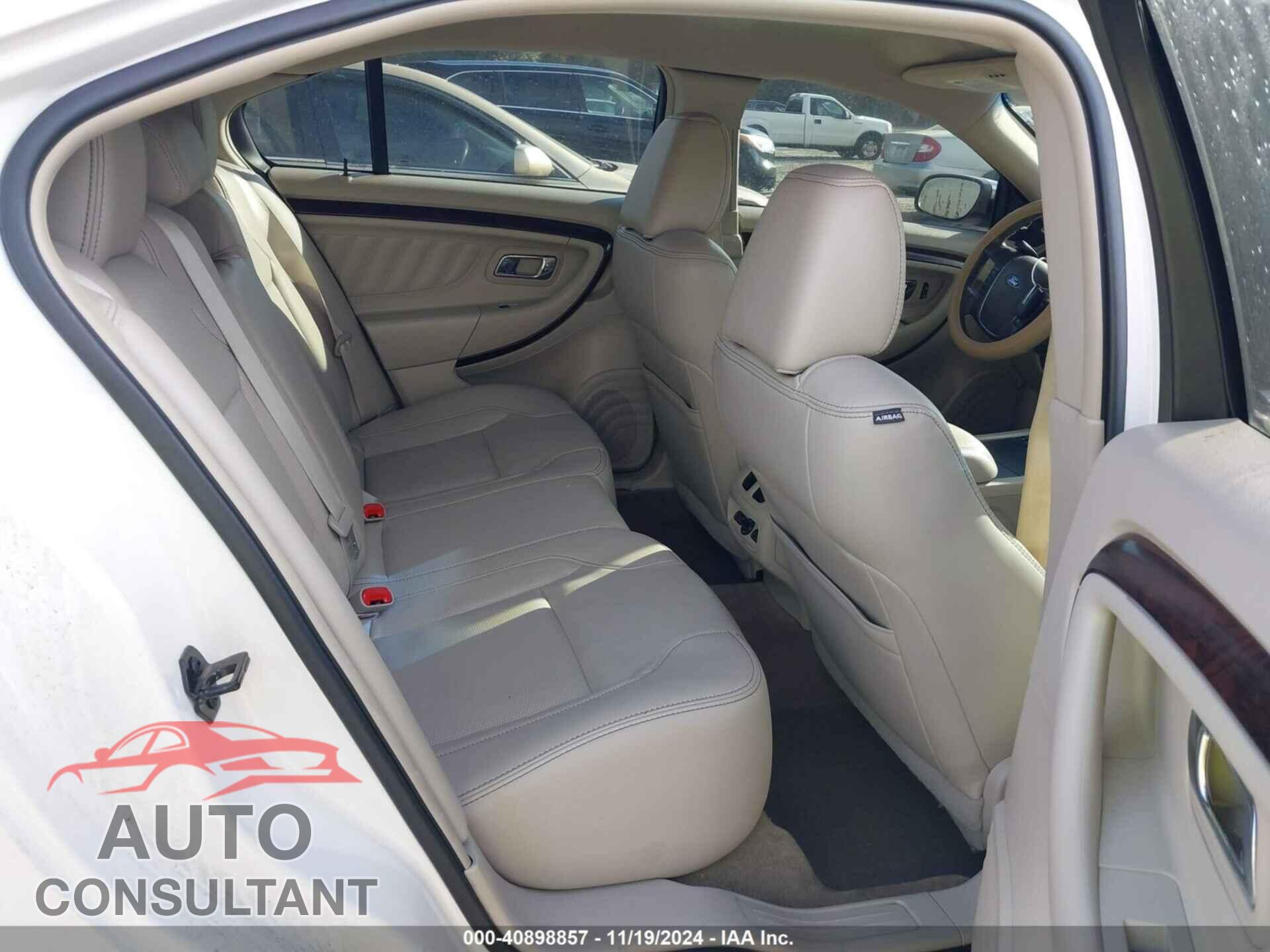 FORD TAURUS 2012 - 1FAHP2FW8CG142314