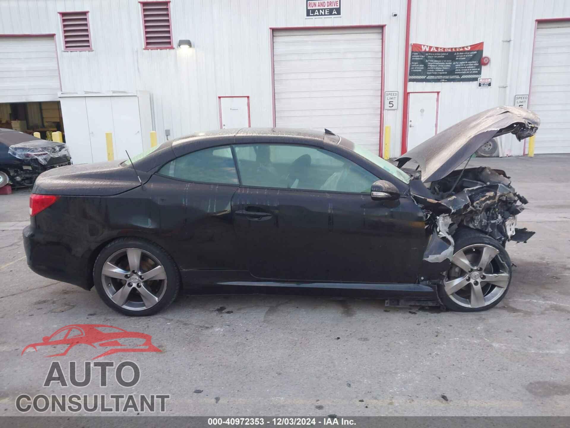 LEXUS IS 250C 2010 - JTHFF2C23A2506721
