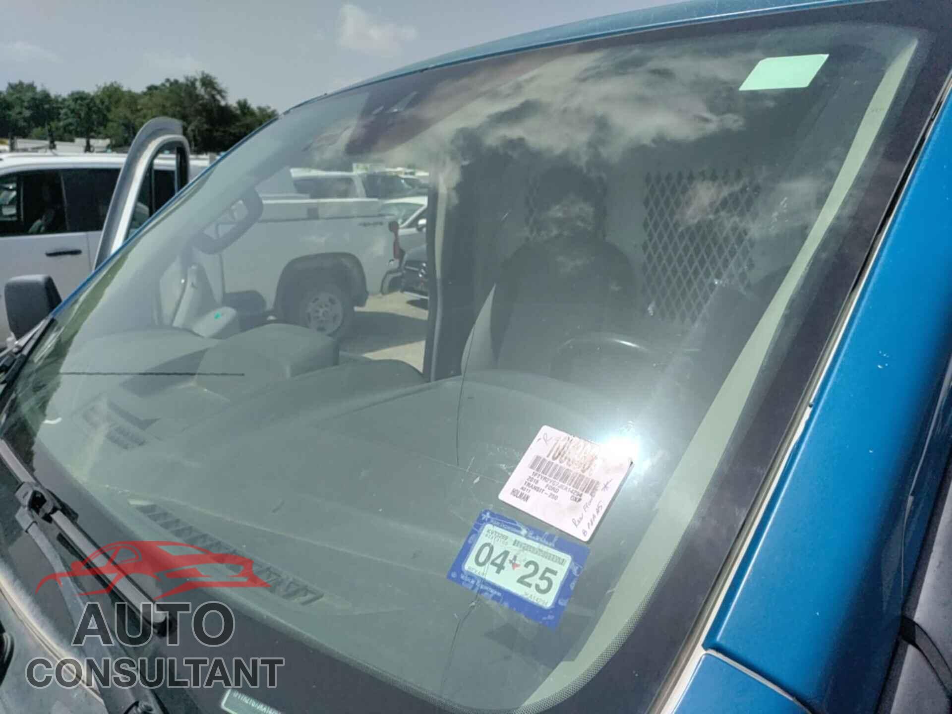 FORD TRANSIT 2018 - 1FTYR2YG7JKA14294