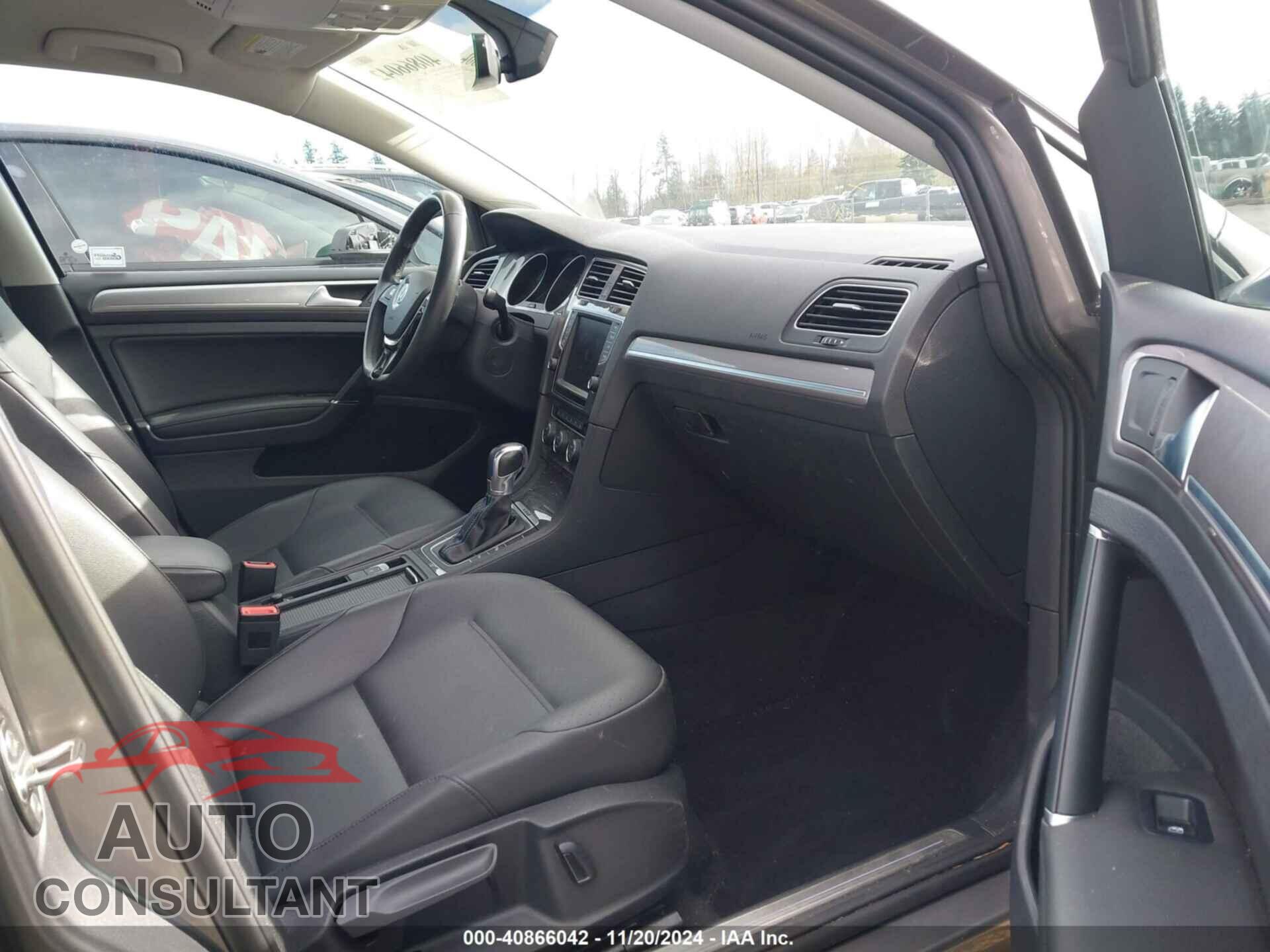 VOLKSWAGEN E-GOLF 2016 - WVWPP7AU8GW917036