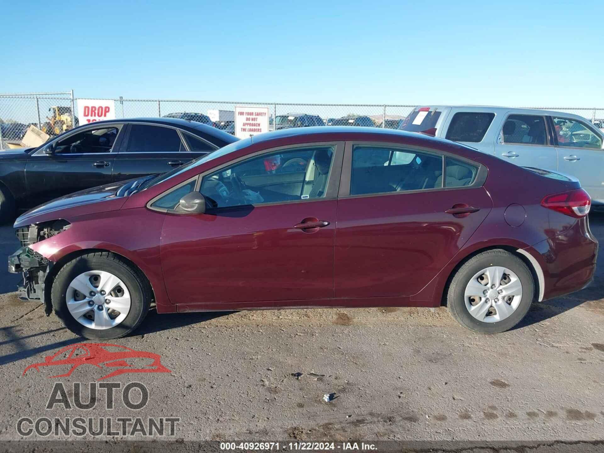 KIA FORTE 2017 - 3KPFK4A73HE035724
