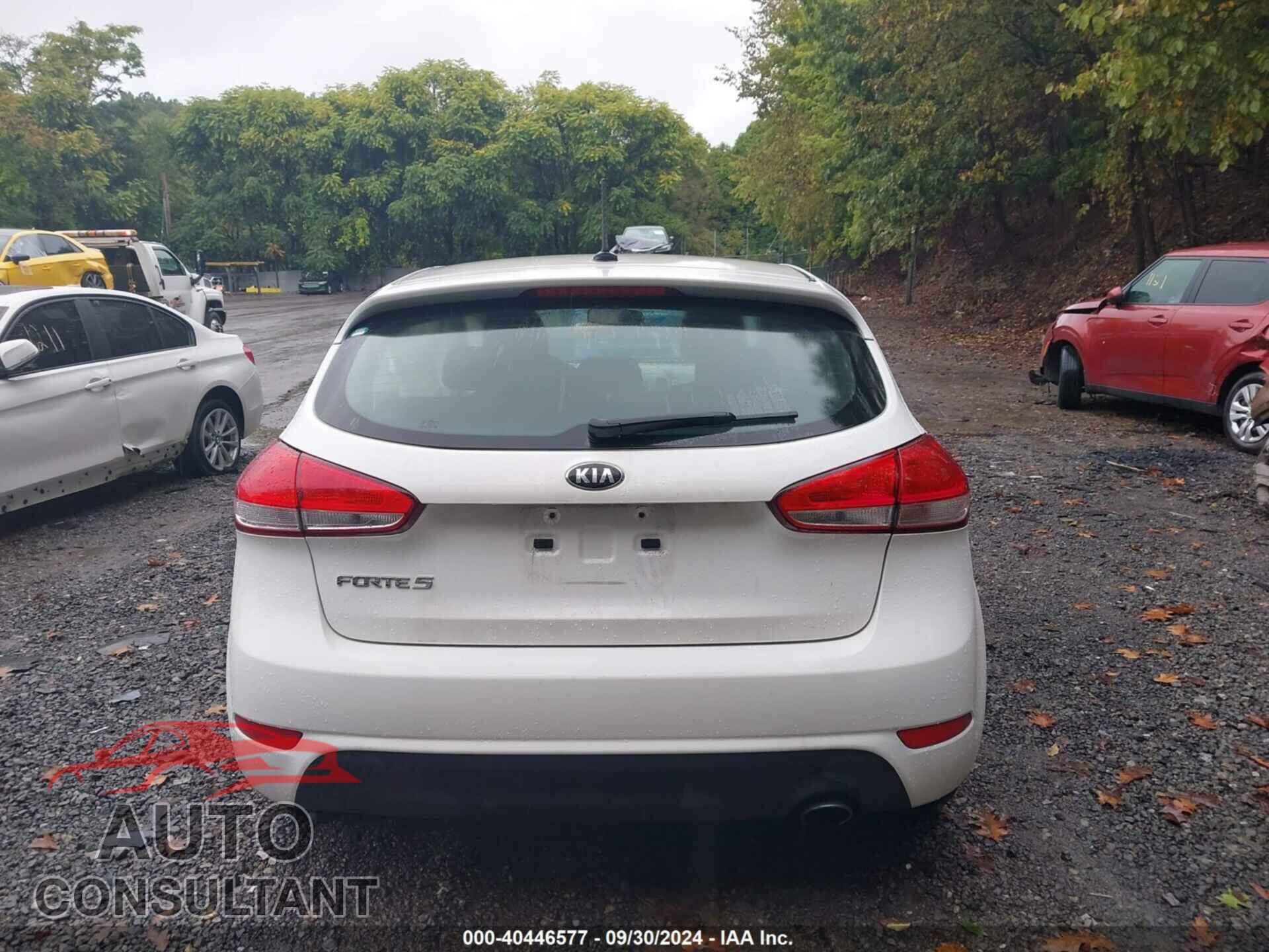 KIA FORTE 2018 - KNAFK5A80J5774112
