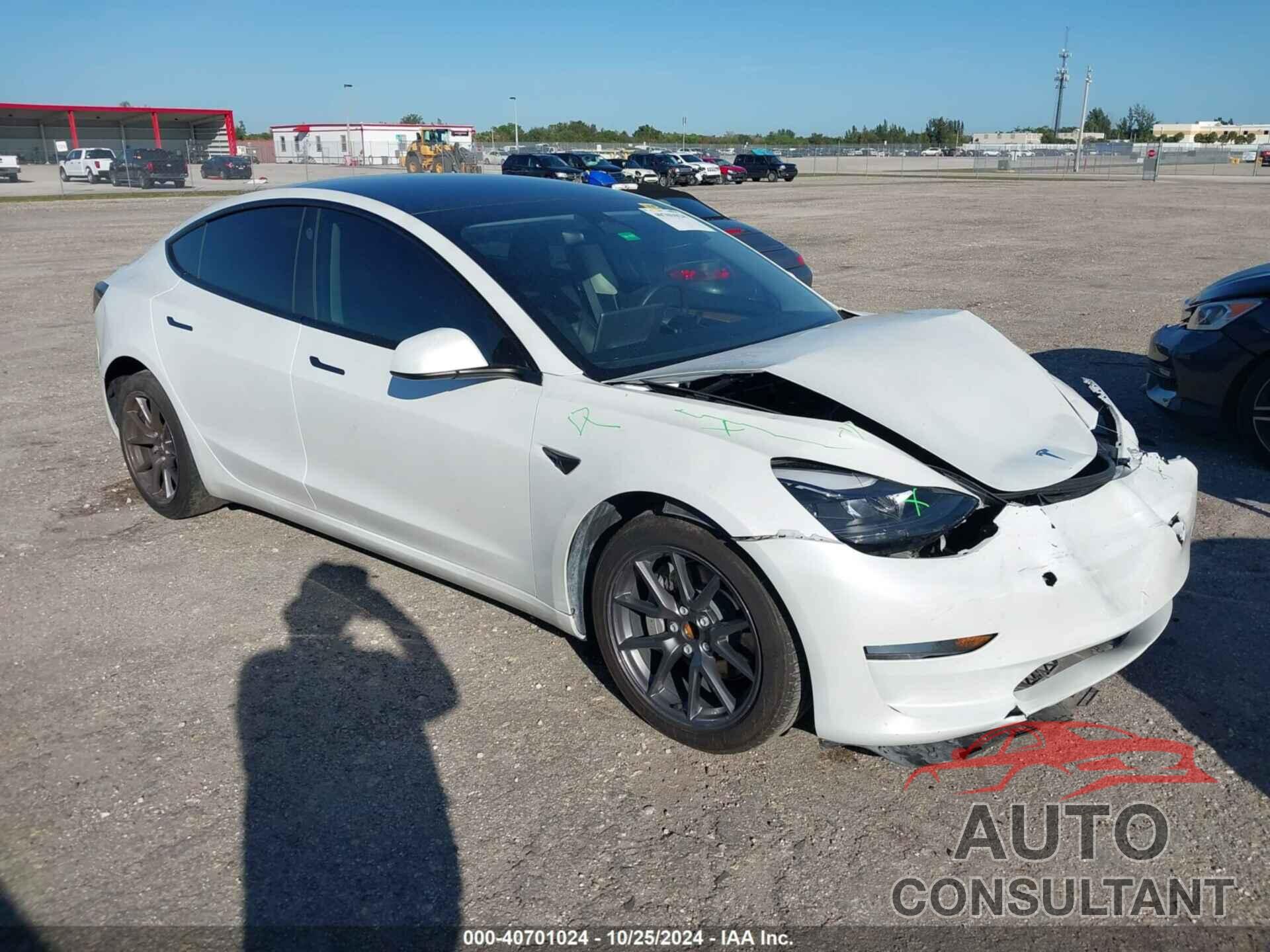 TESLA MODEL 3 2023 - 5YJ3E1EA5PF575762